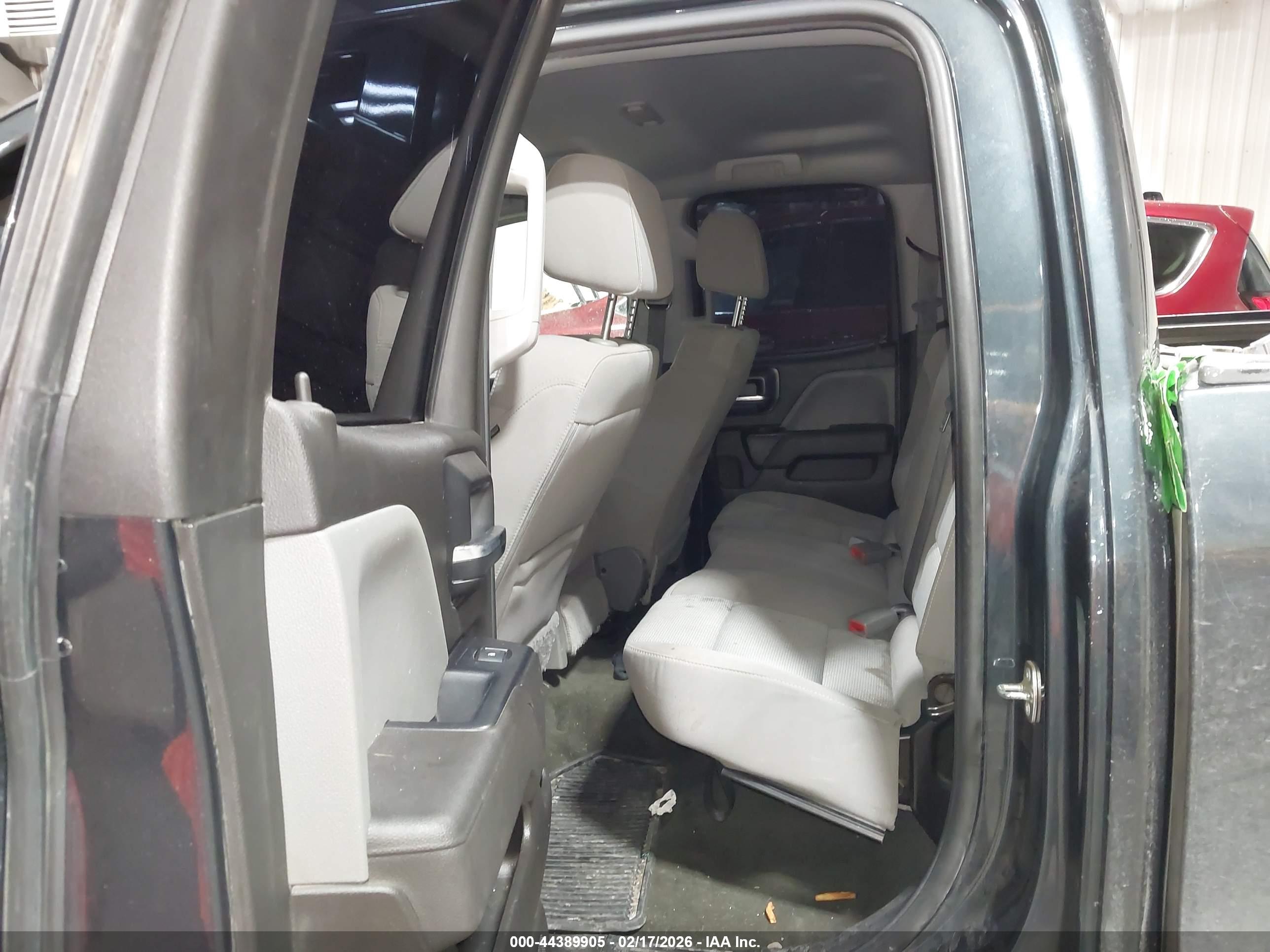 GMC SIERRA image 8