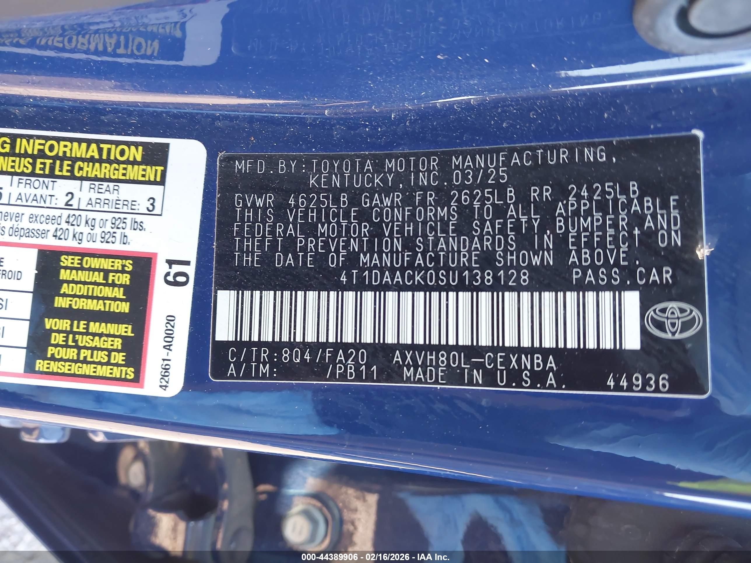 TOYOTA CAMRY image 9