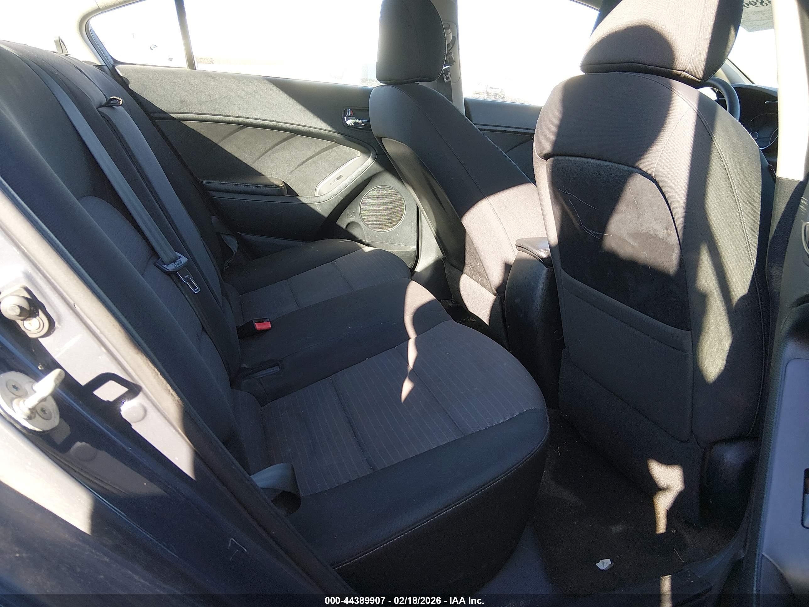 KIA FORTE image 8