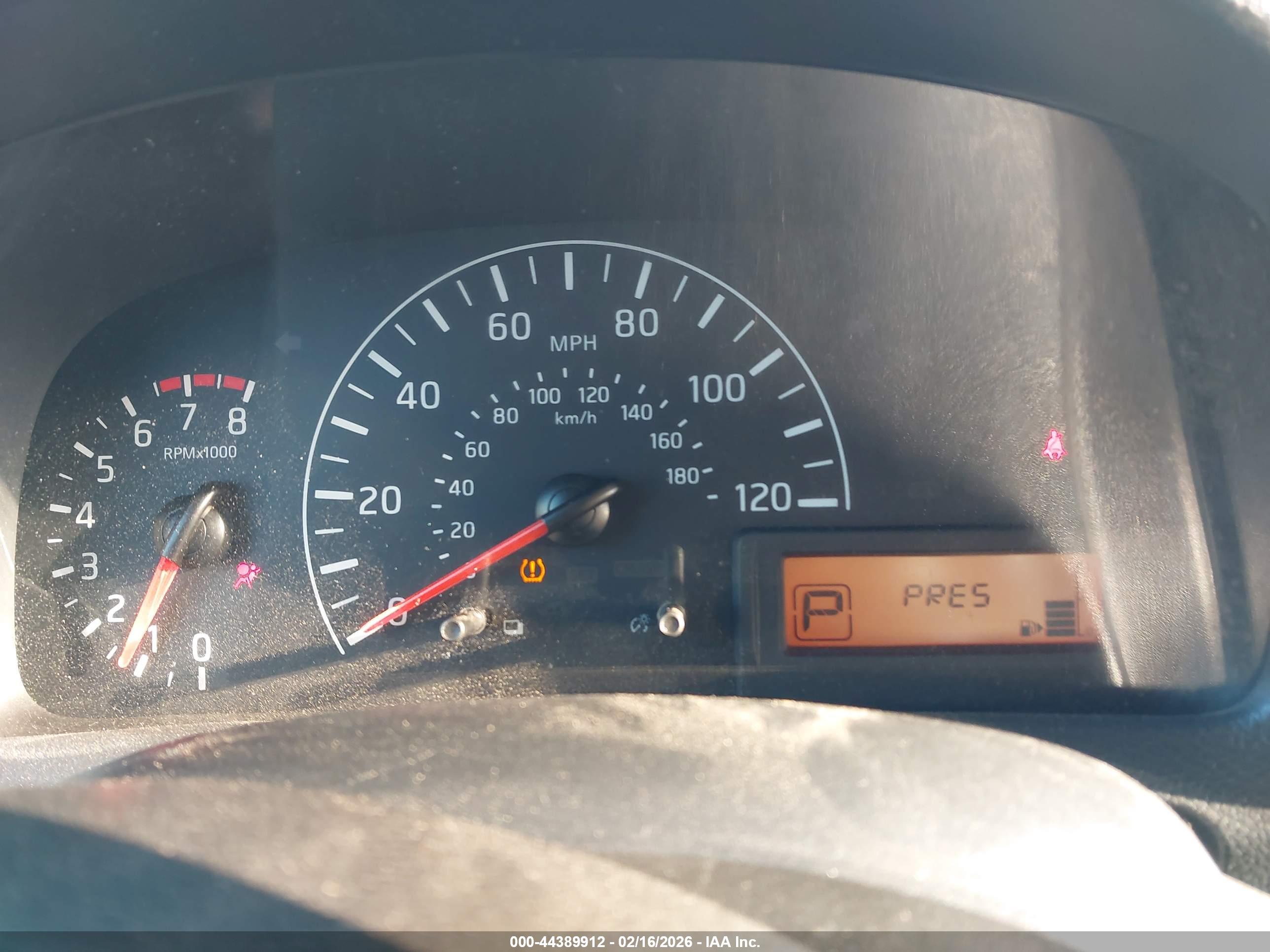 NISSAN NV200 image 7