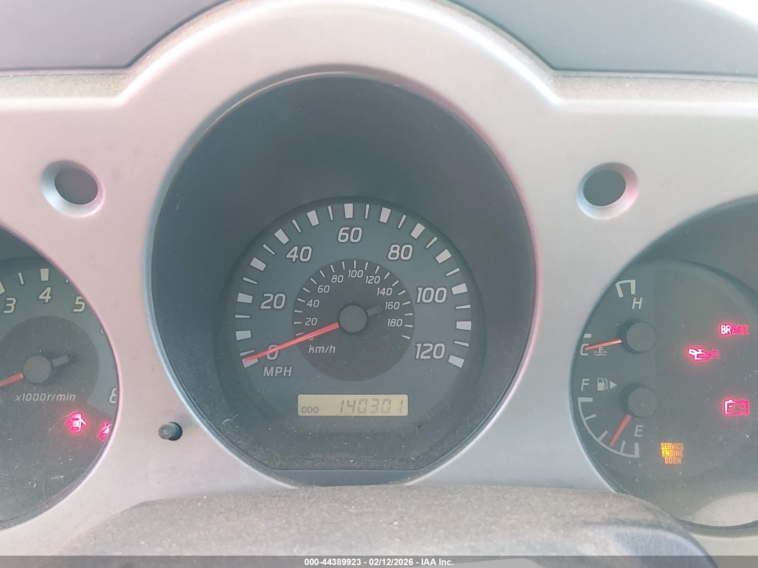 NISSAN FRONTIER image 7