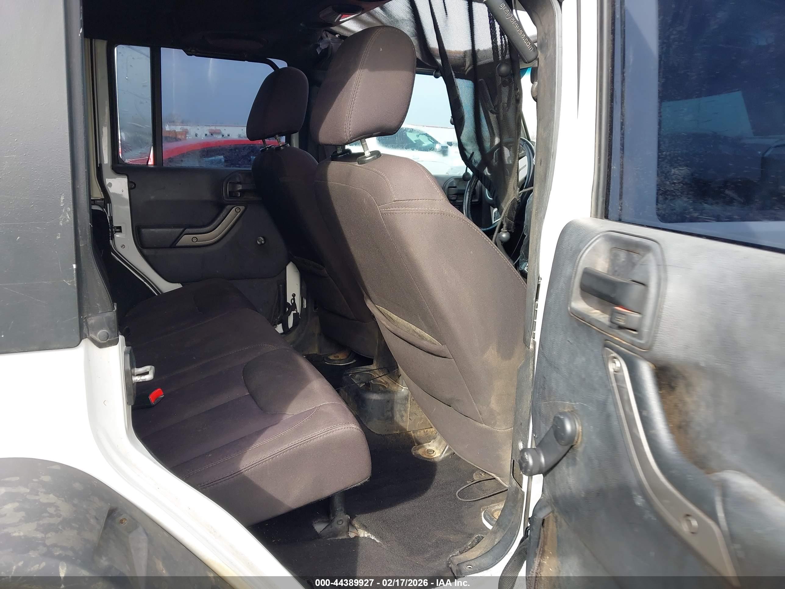 JEEP WRANGLER image 8