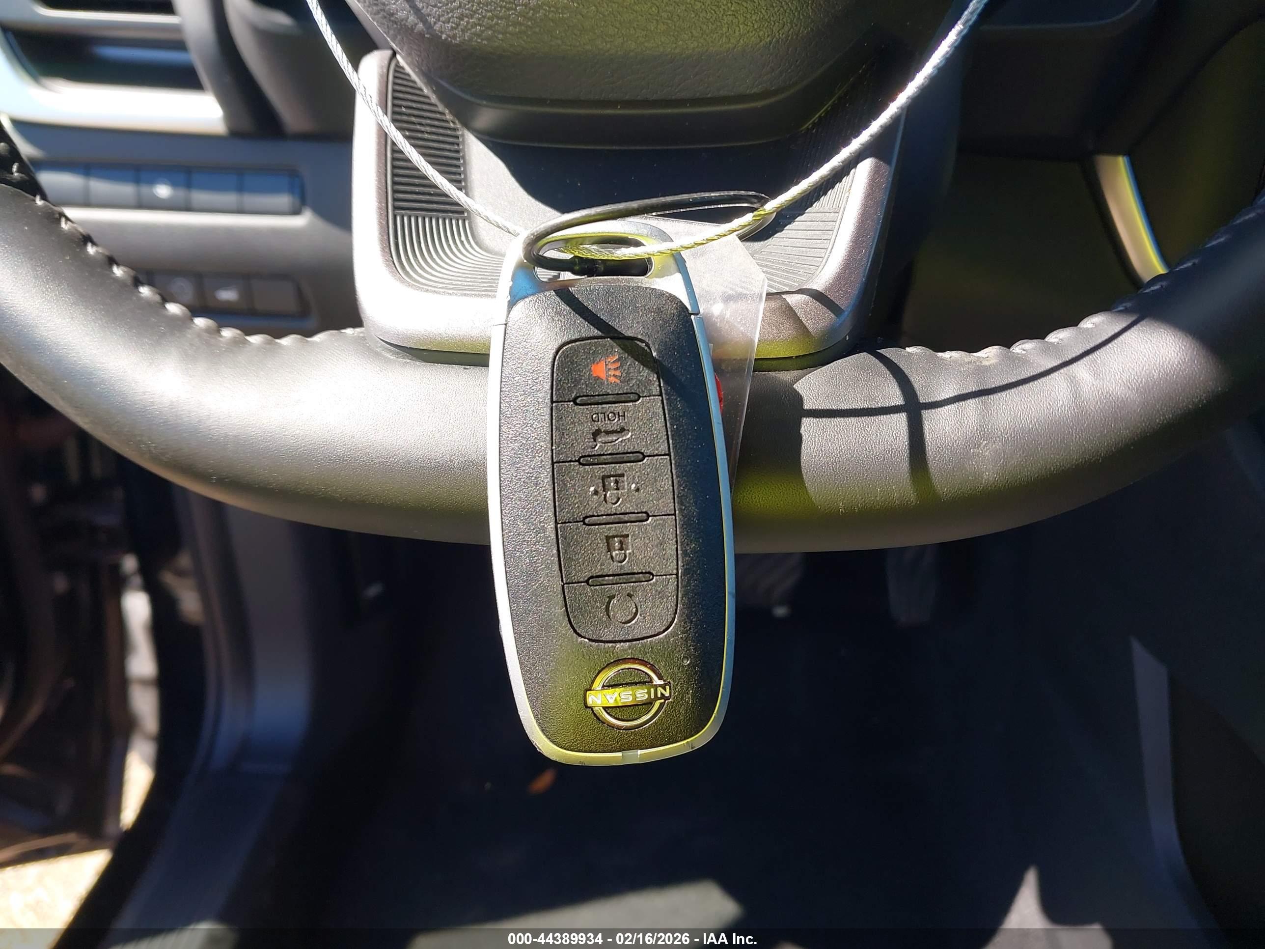 NISSAN ROGUE image 11