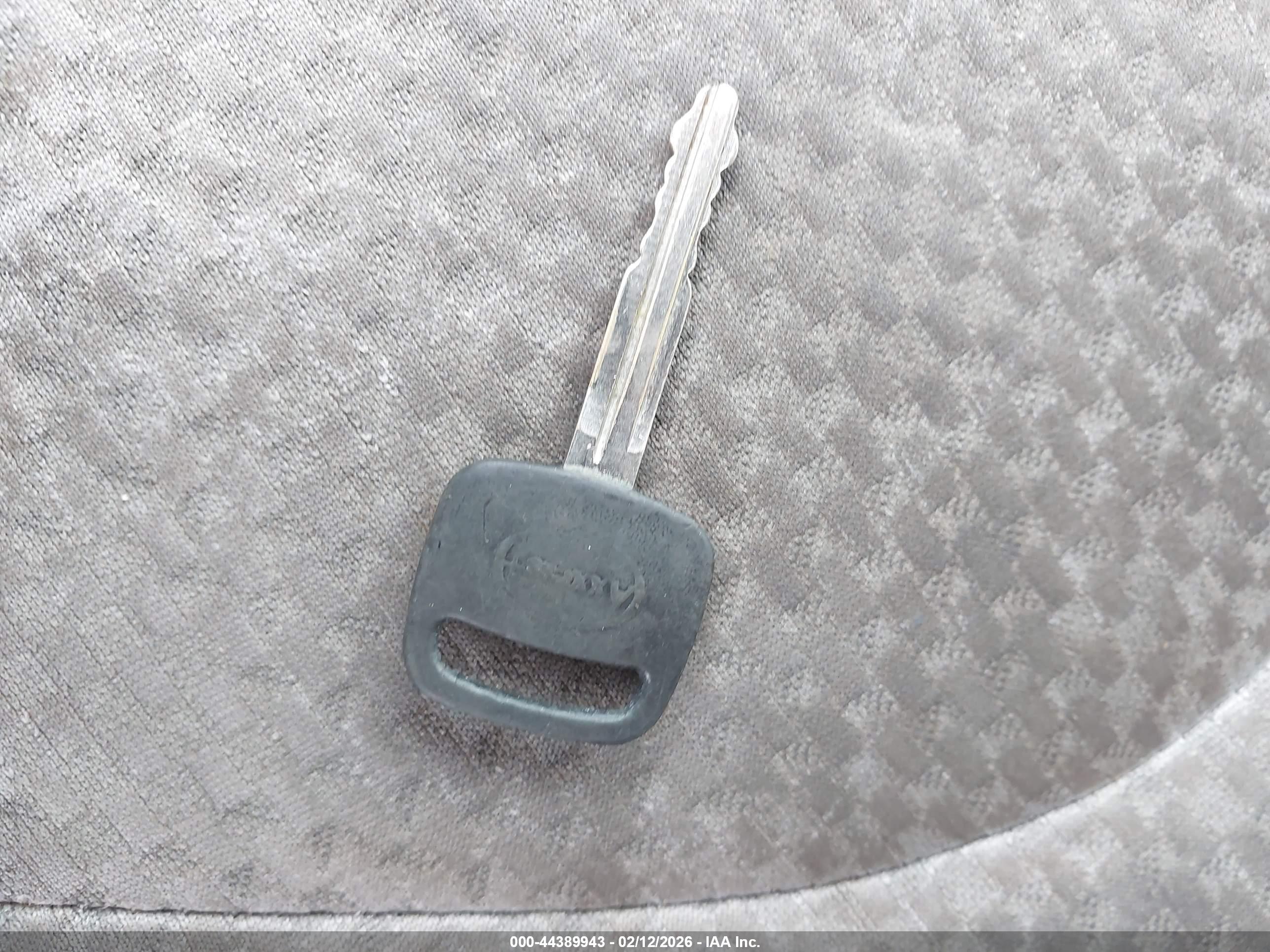 TOYOTA RAV4 image 11