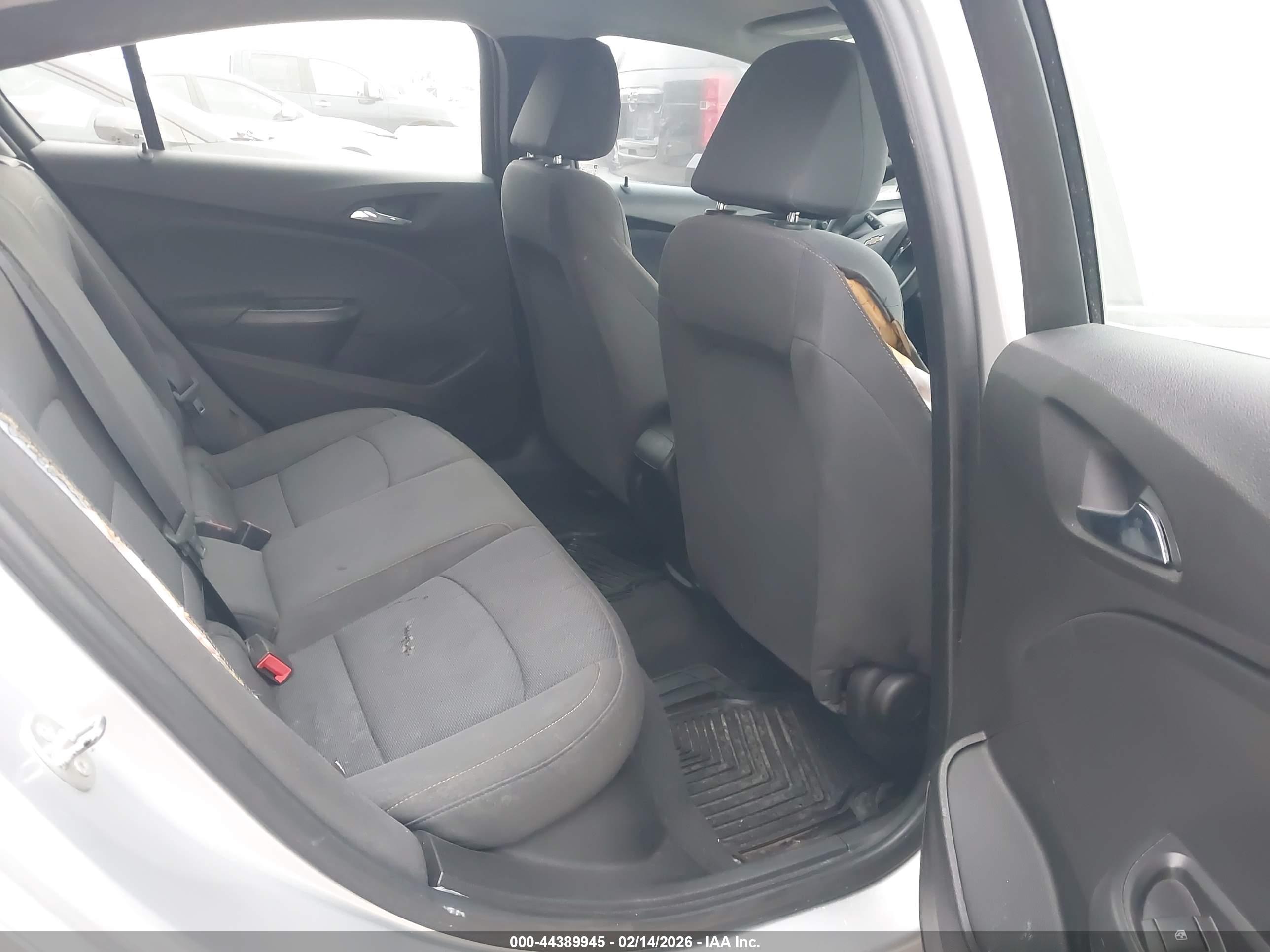 CHEVROLET CRUZE image 8