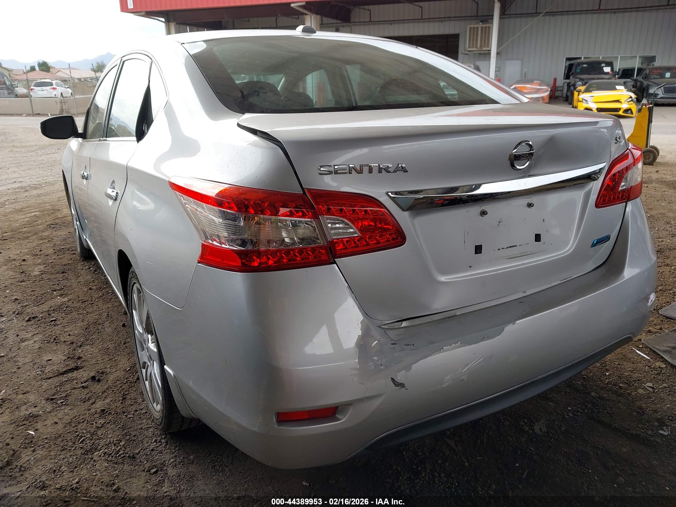 NISSAN SENTRA image 6