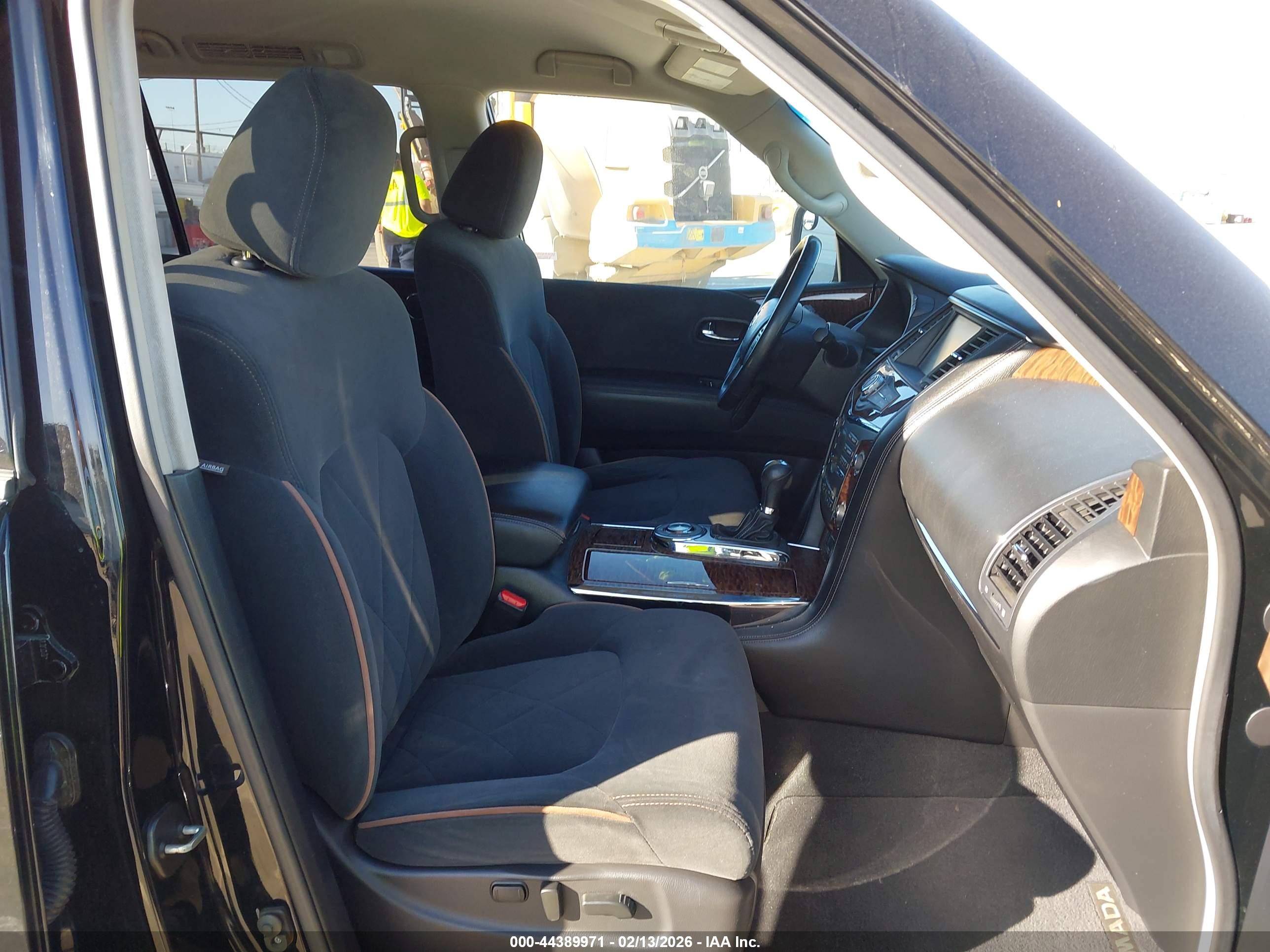 NISSAN ARMADA image 5