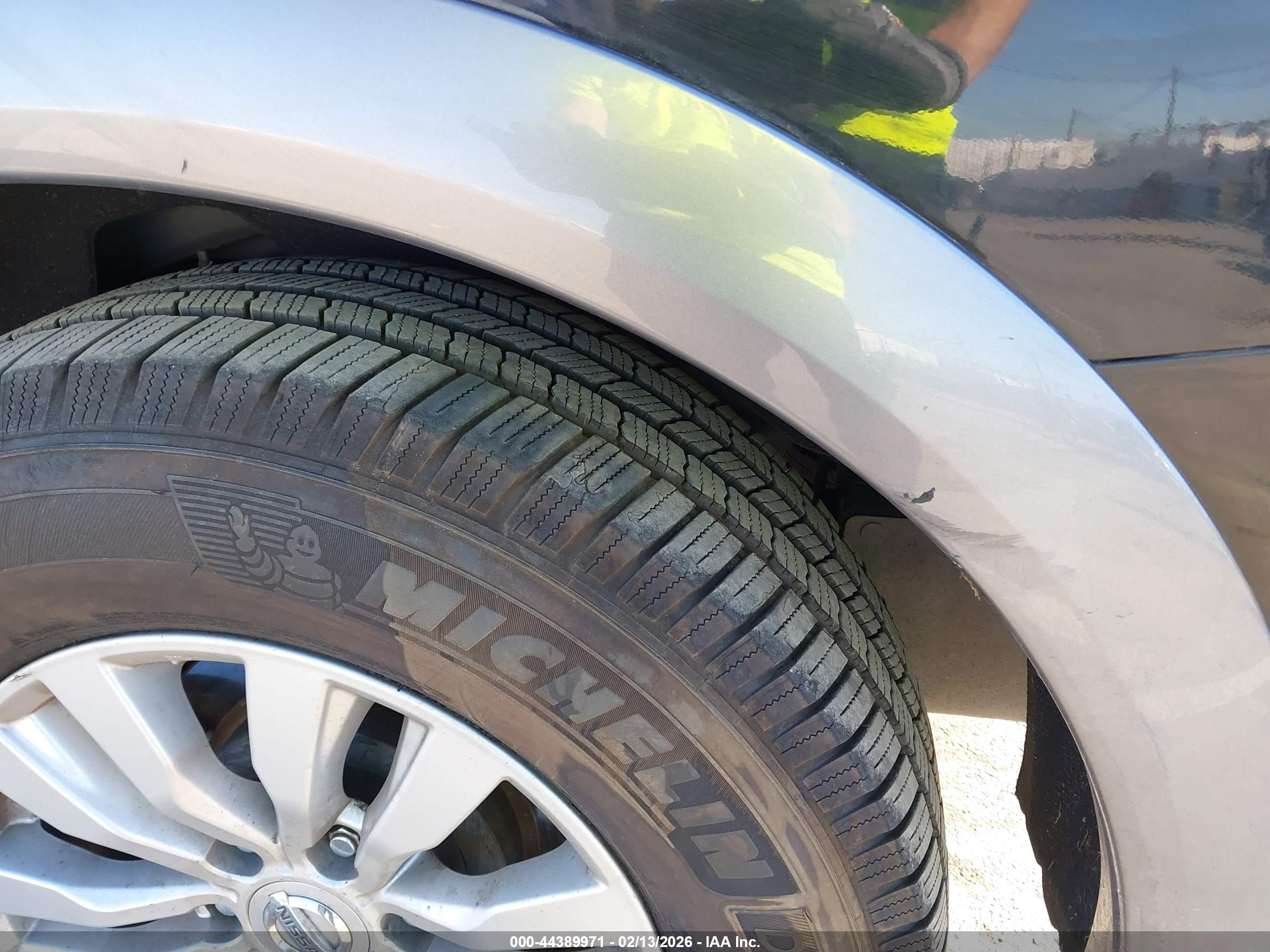 NISSAN ARMADA image 6
