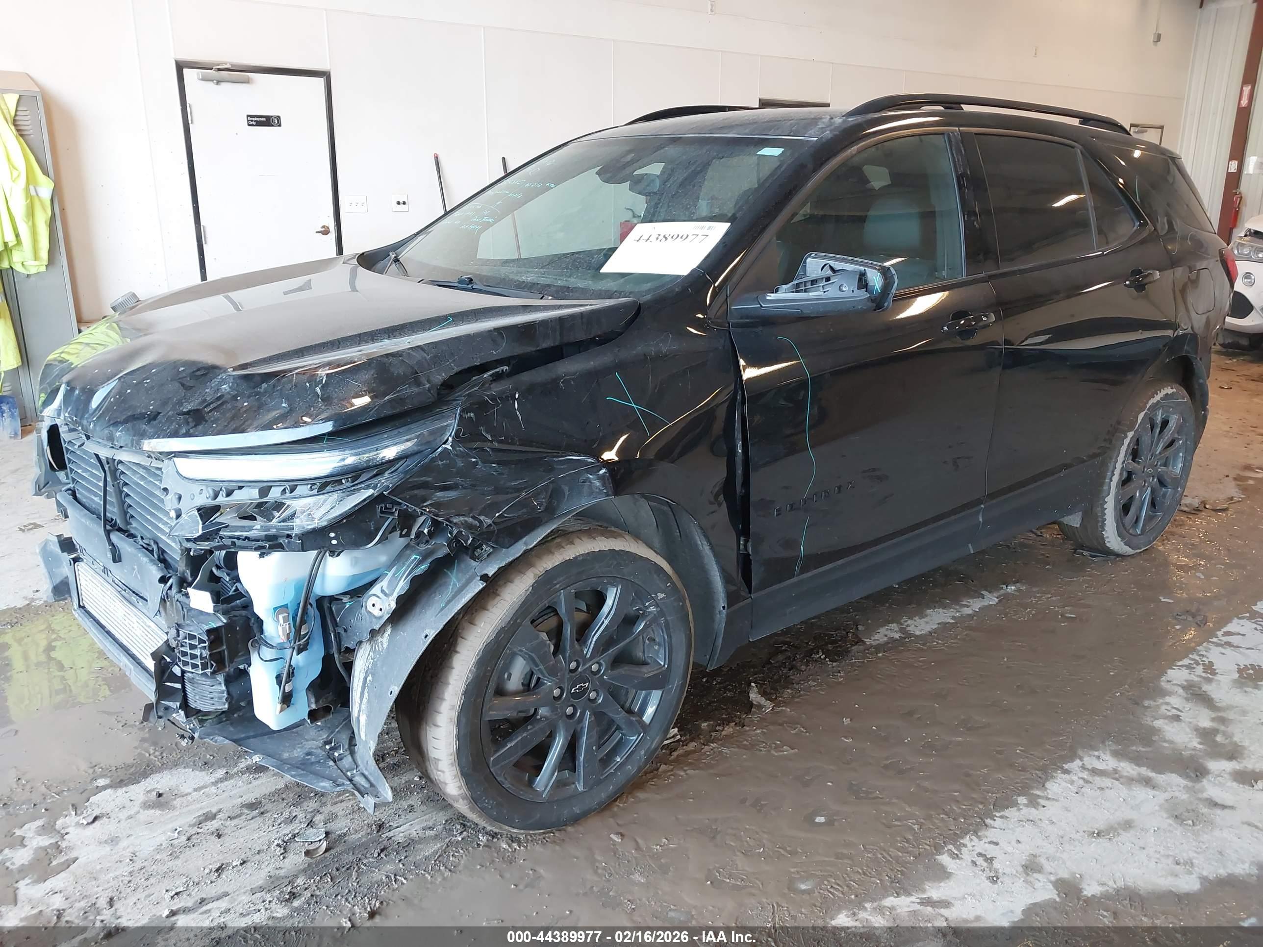 CHEVROLET EQUINOX image 2
