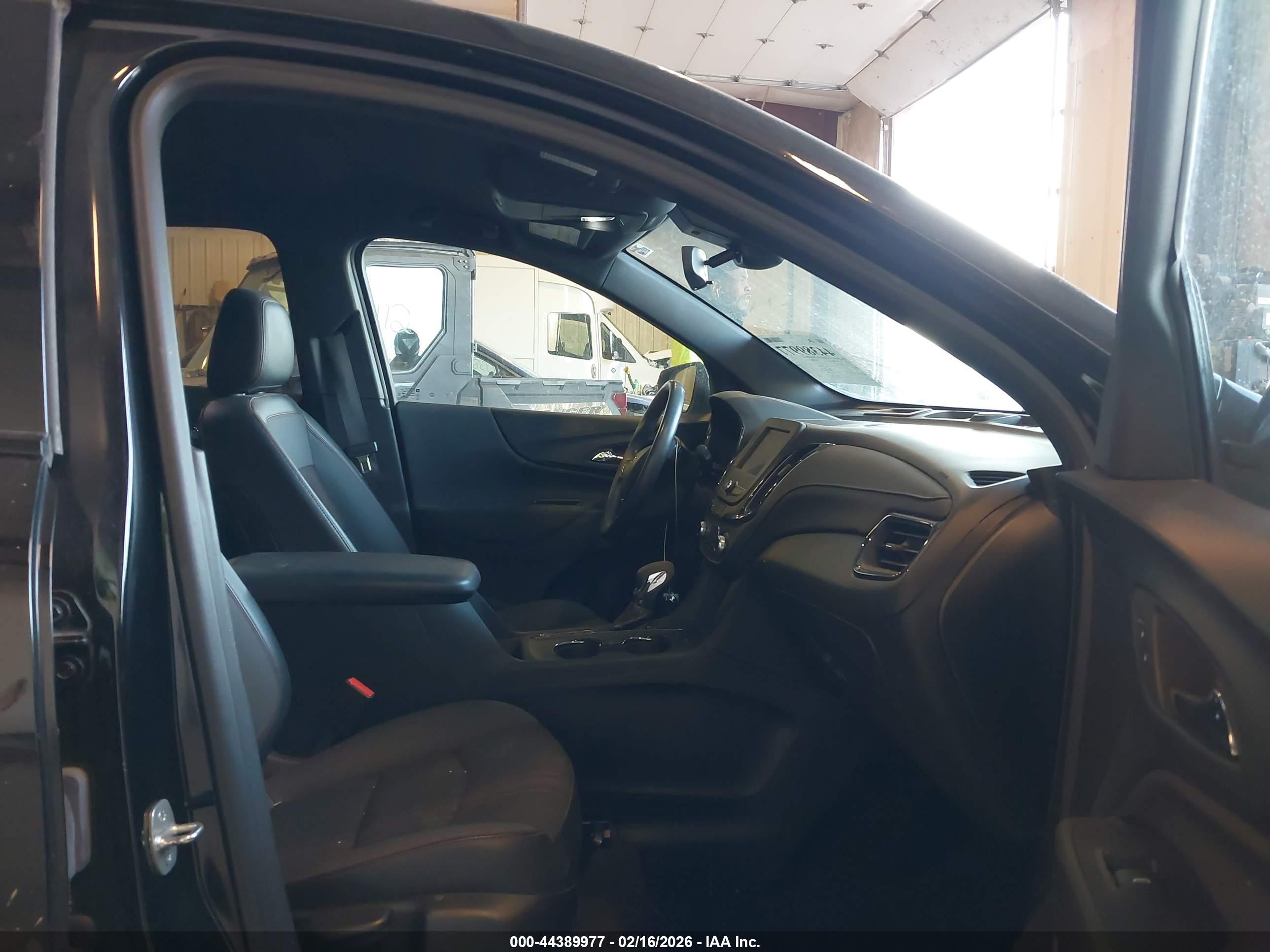 CHEVROLET EQUINOX image 5