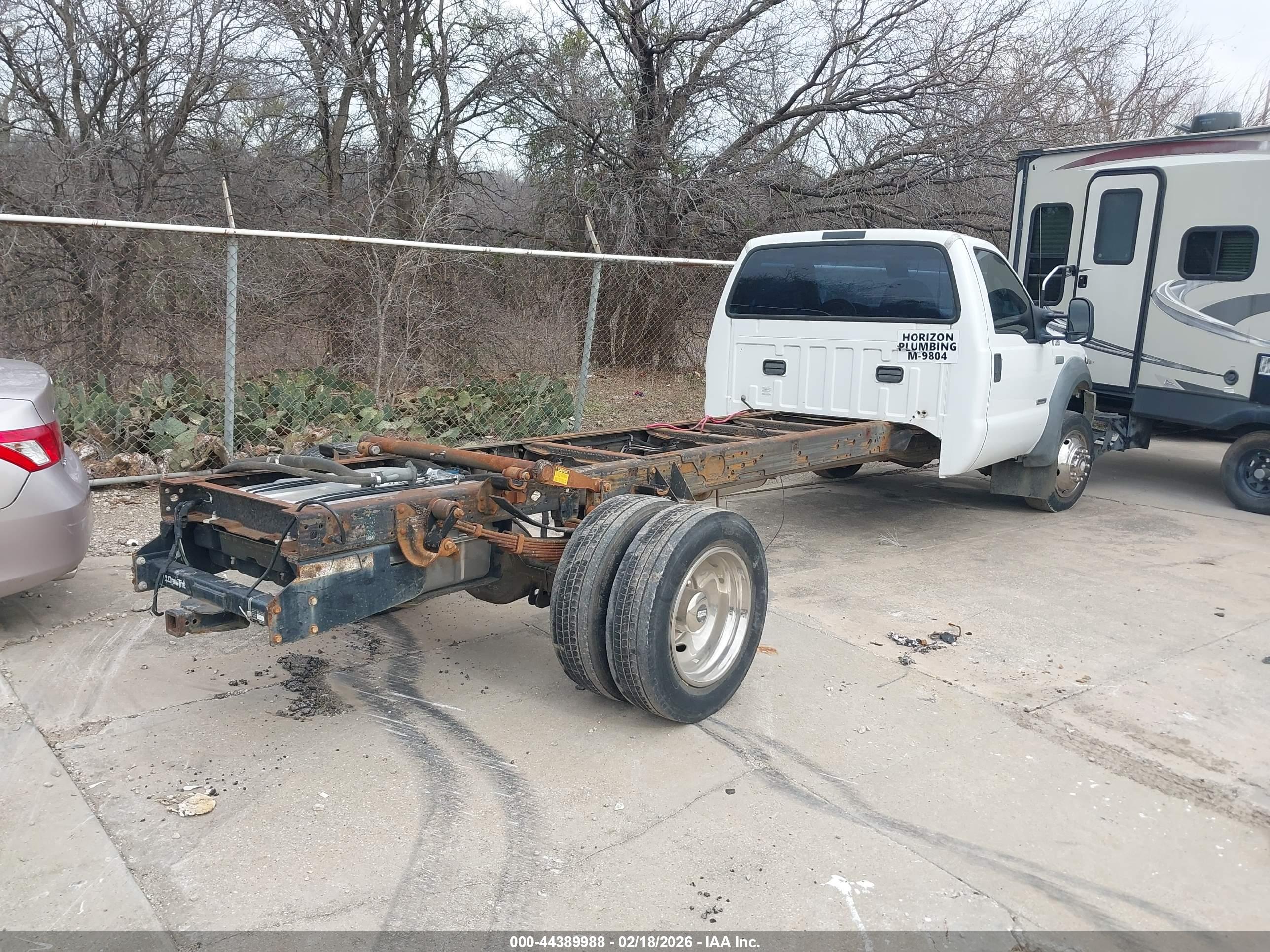 FORD F-550 image 4