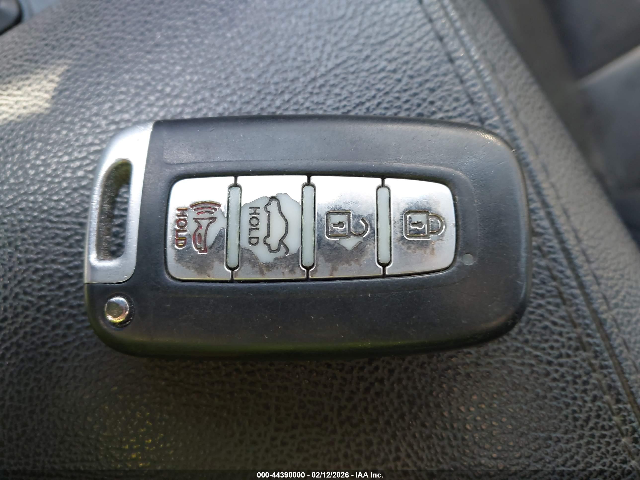HYUNDAI SONATA image 11