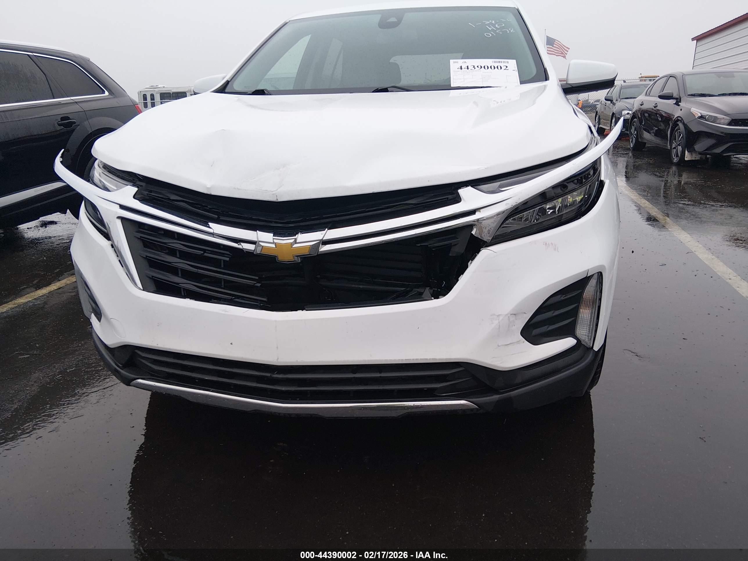 CHEVROLET EQUINOX image 6