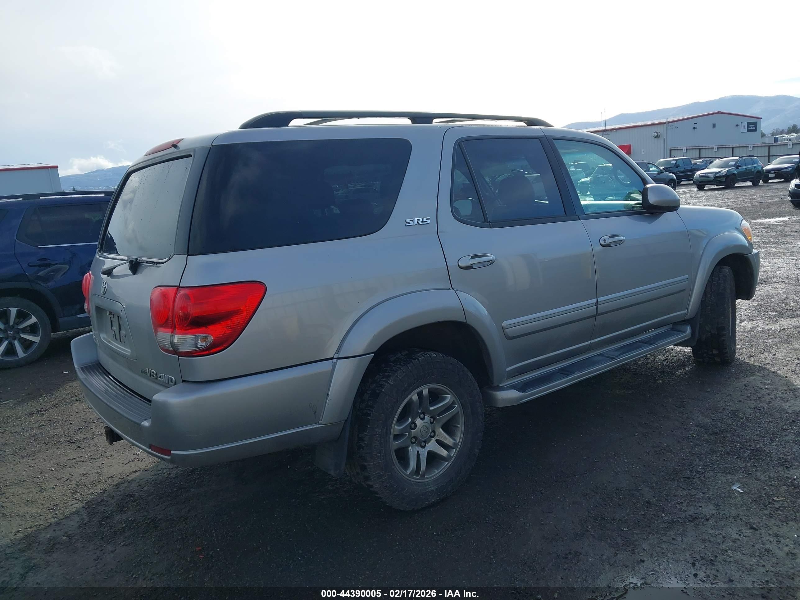 TOYOTA SEQUOIA image 4