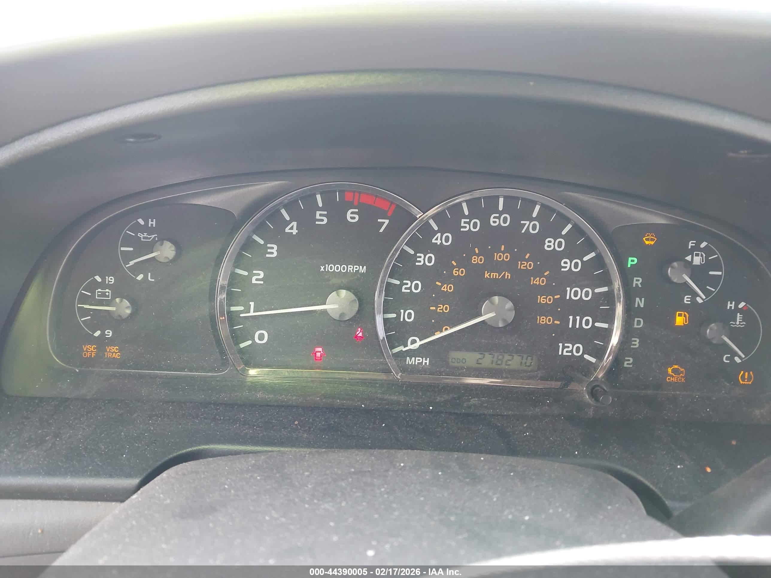 TOYOTA SEQUOIA image 7