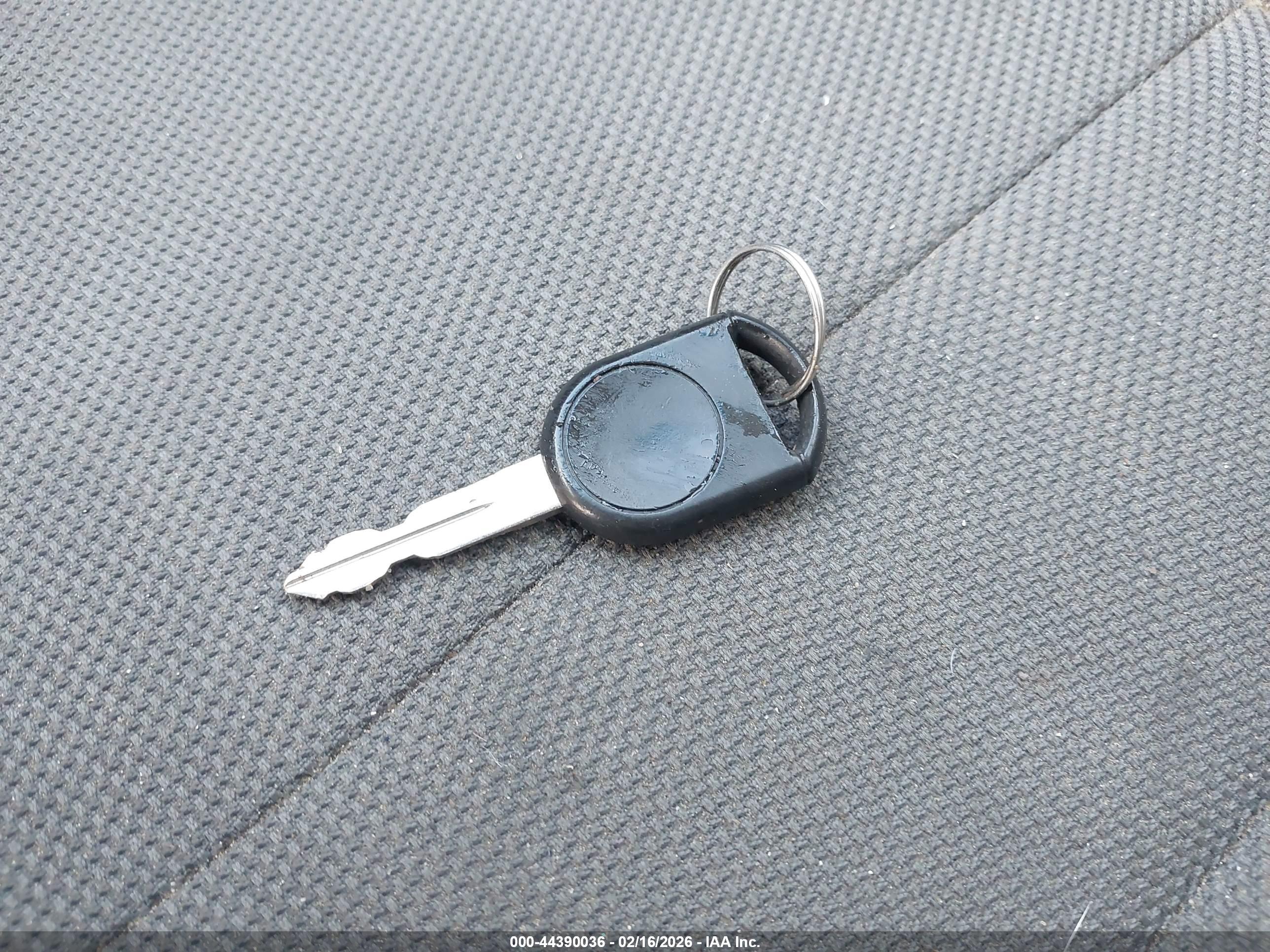 FORD ESCAPE image 11