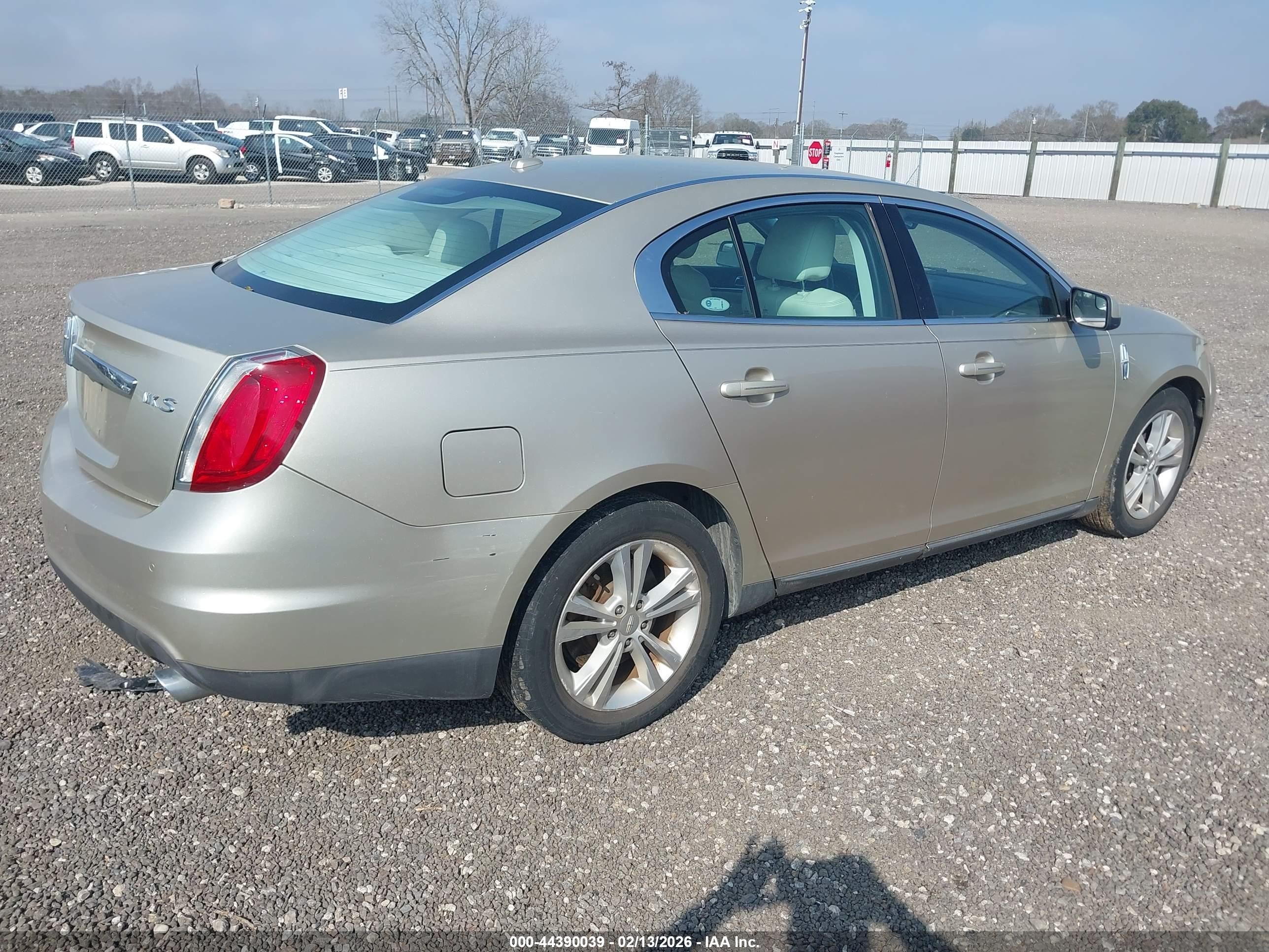 LINCOLN MKS image 4