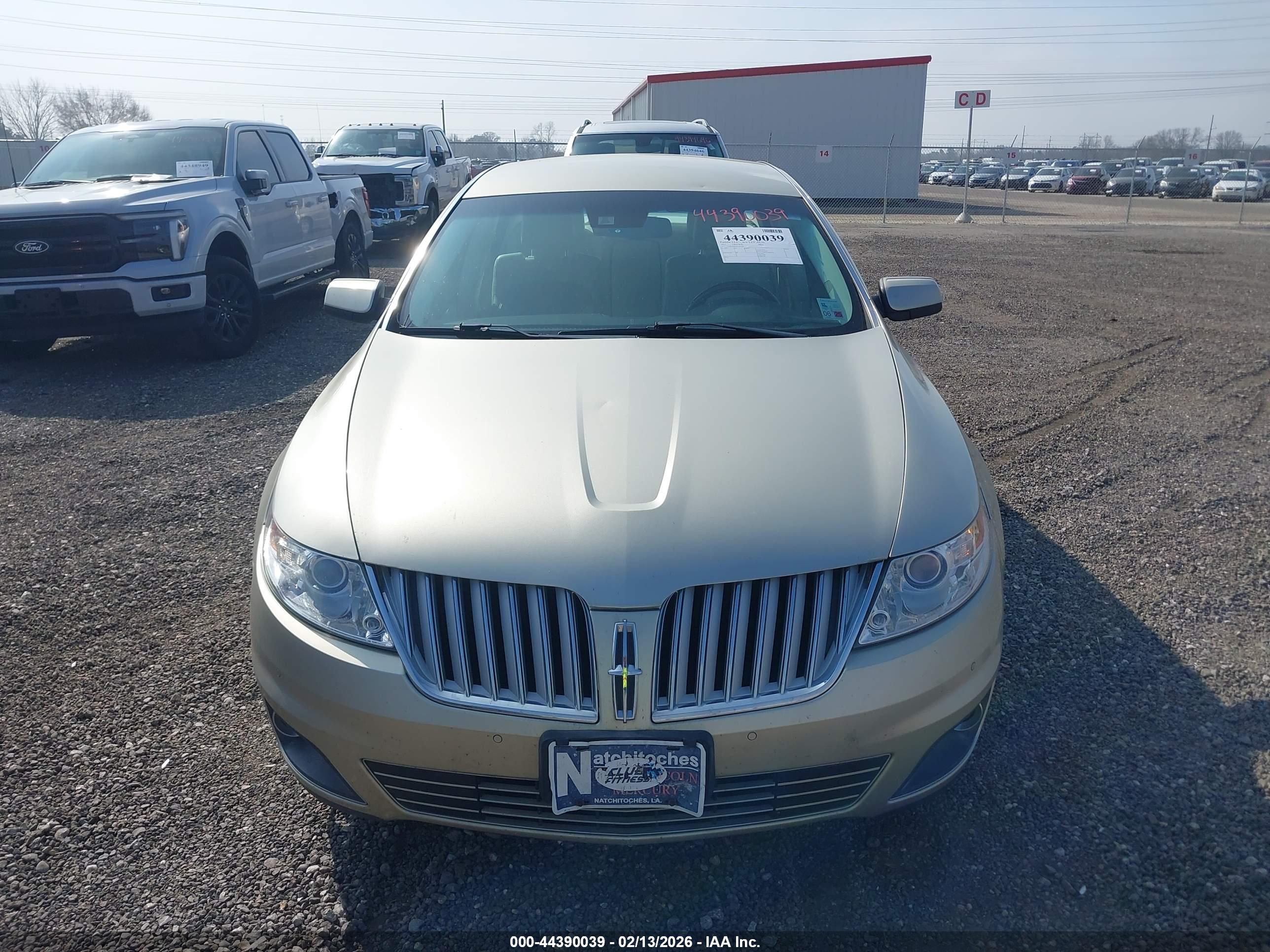 LINCOLN MKS image 6