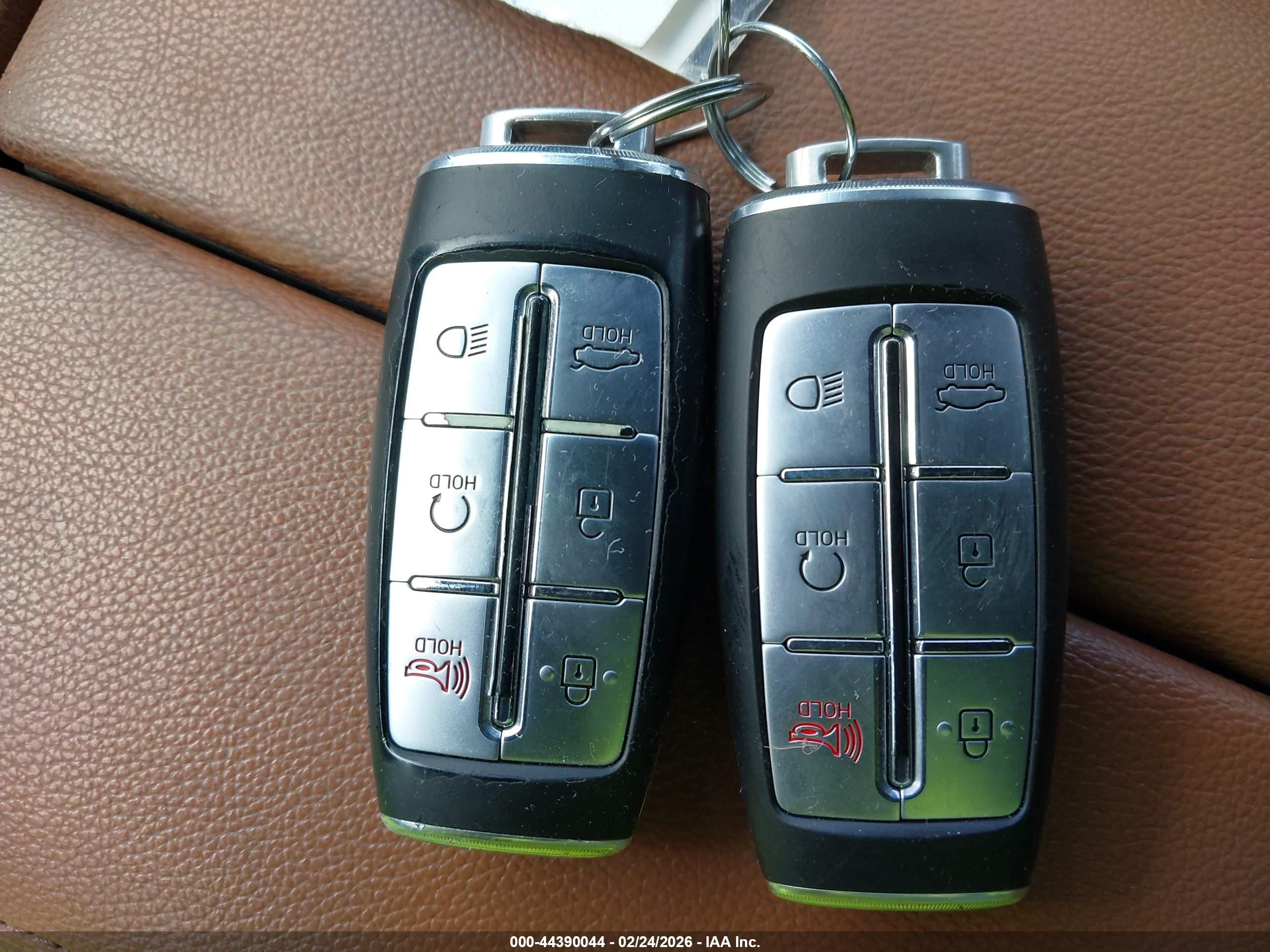 GENESIS G80 image 11