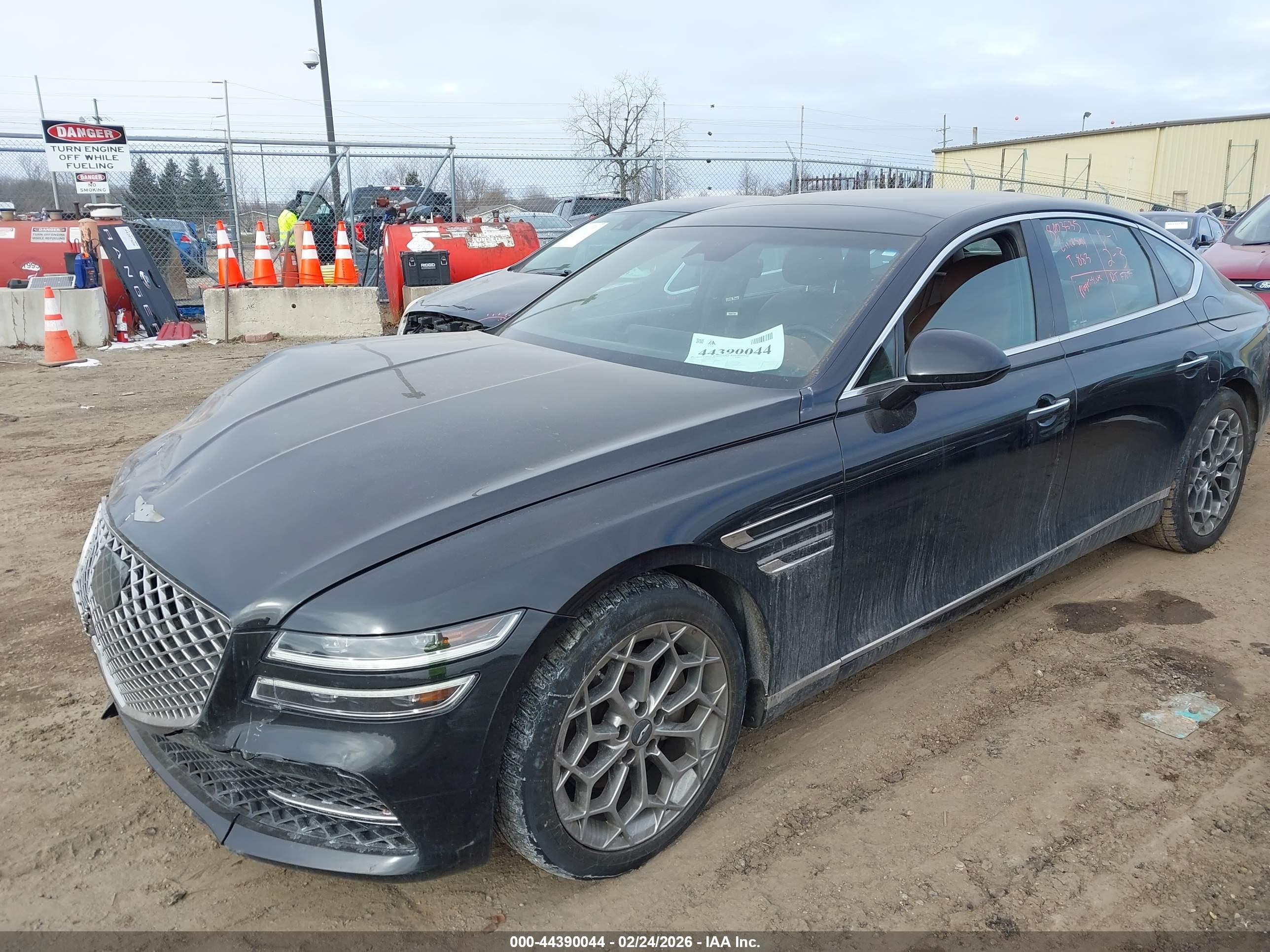 GENESIS G80 image 2