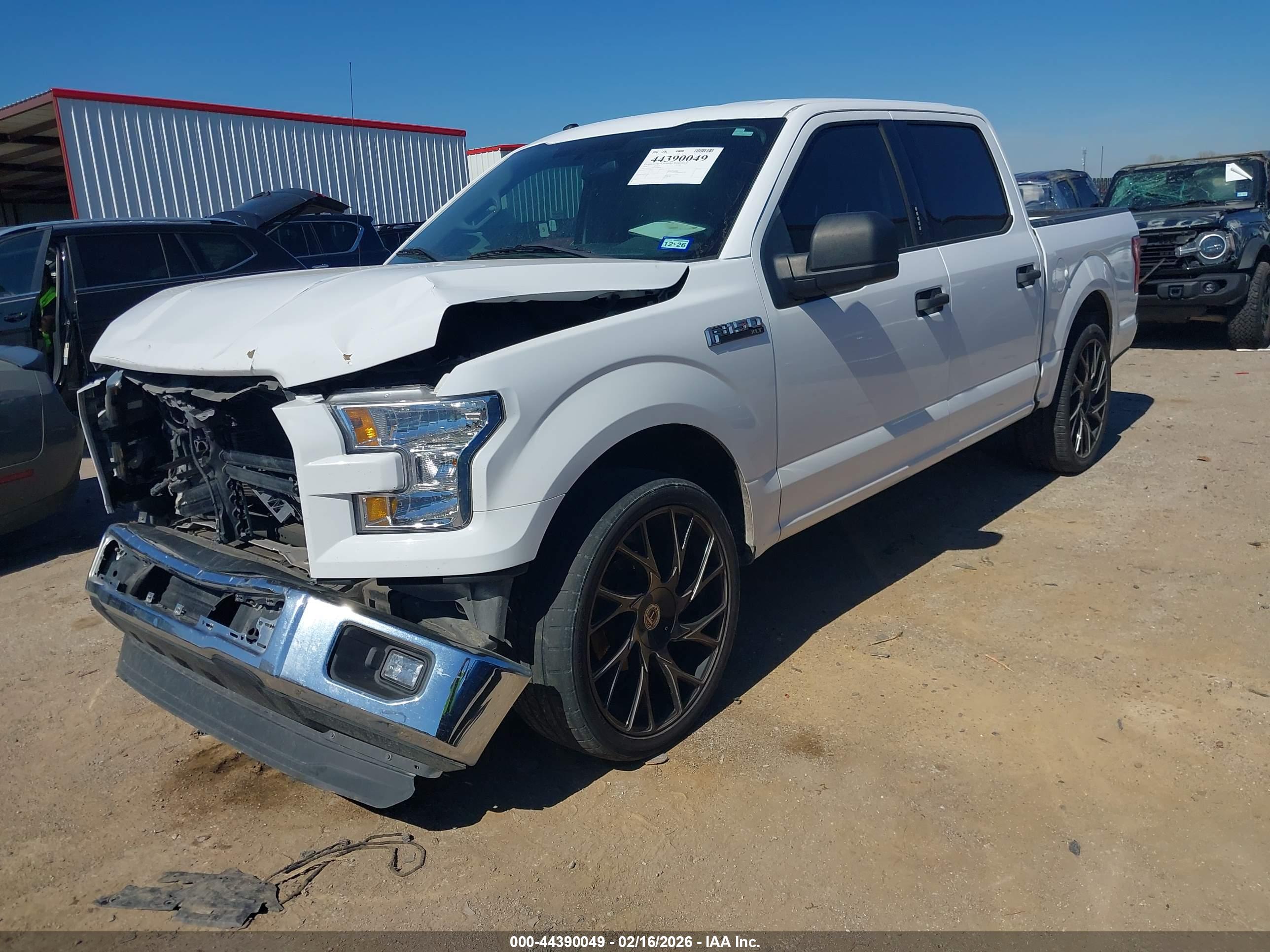 FORD F-150 image 2