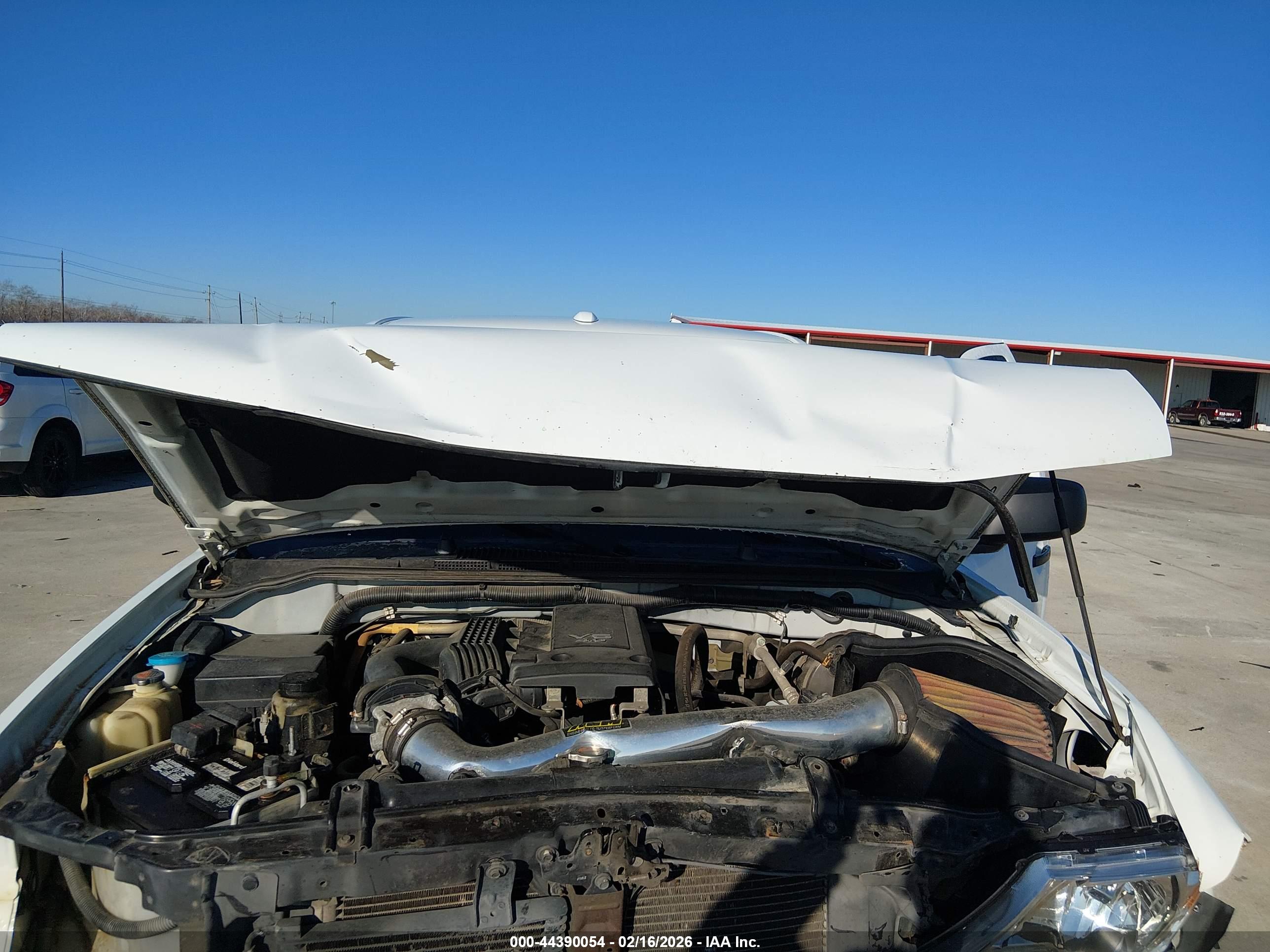 NISSAN FRONTIER image 10
