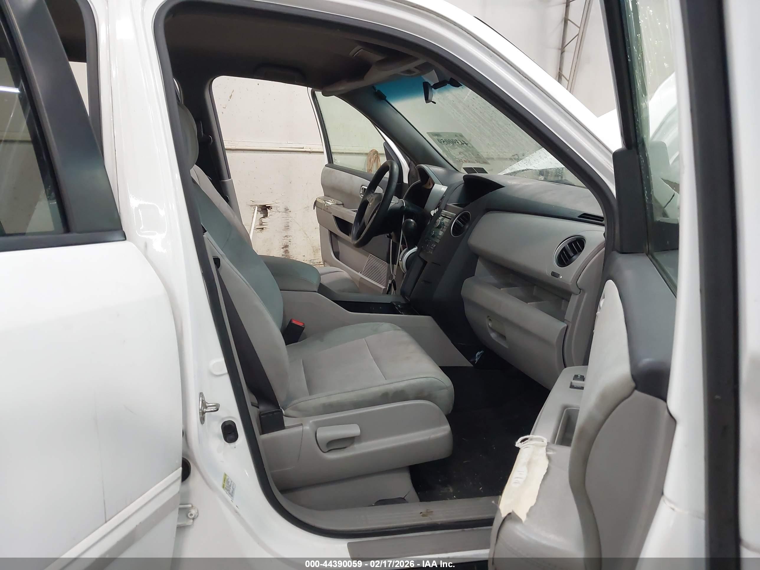 HONDA PILOT image 5