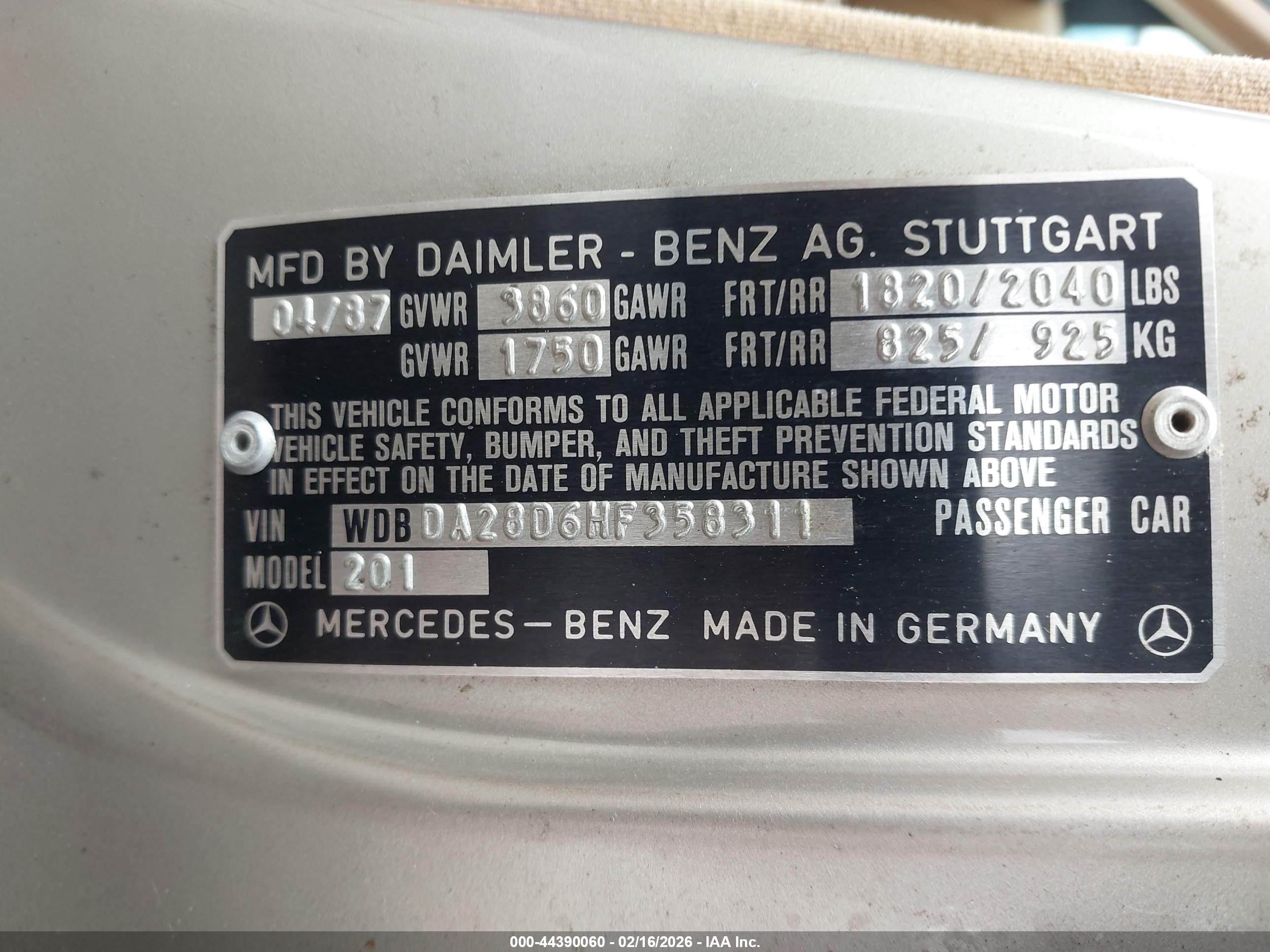 MERCEDES-BENZ 190 image 9