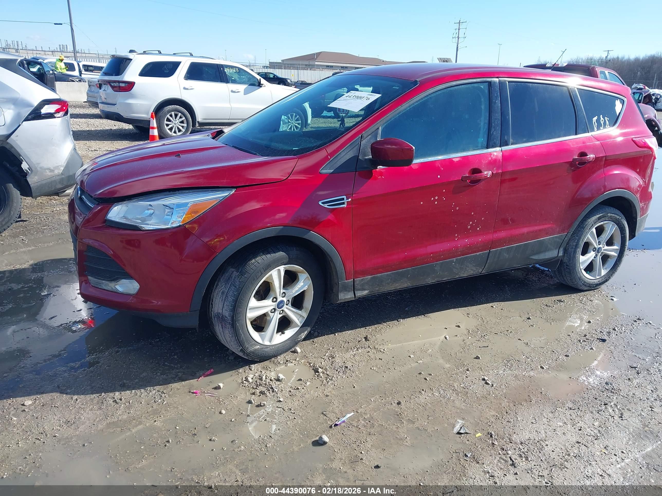 FORD ESCAPE image 2