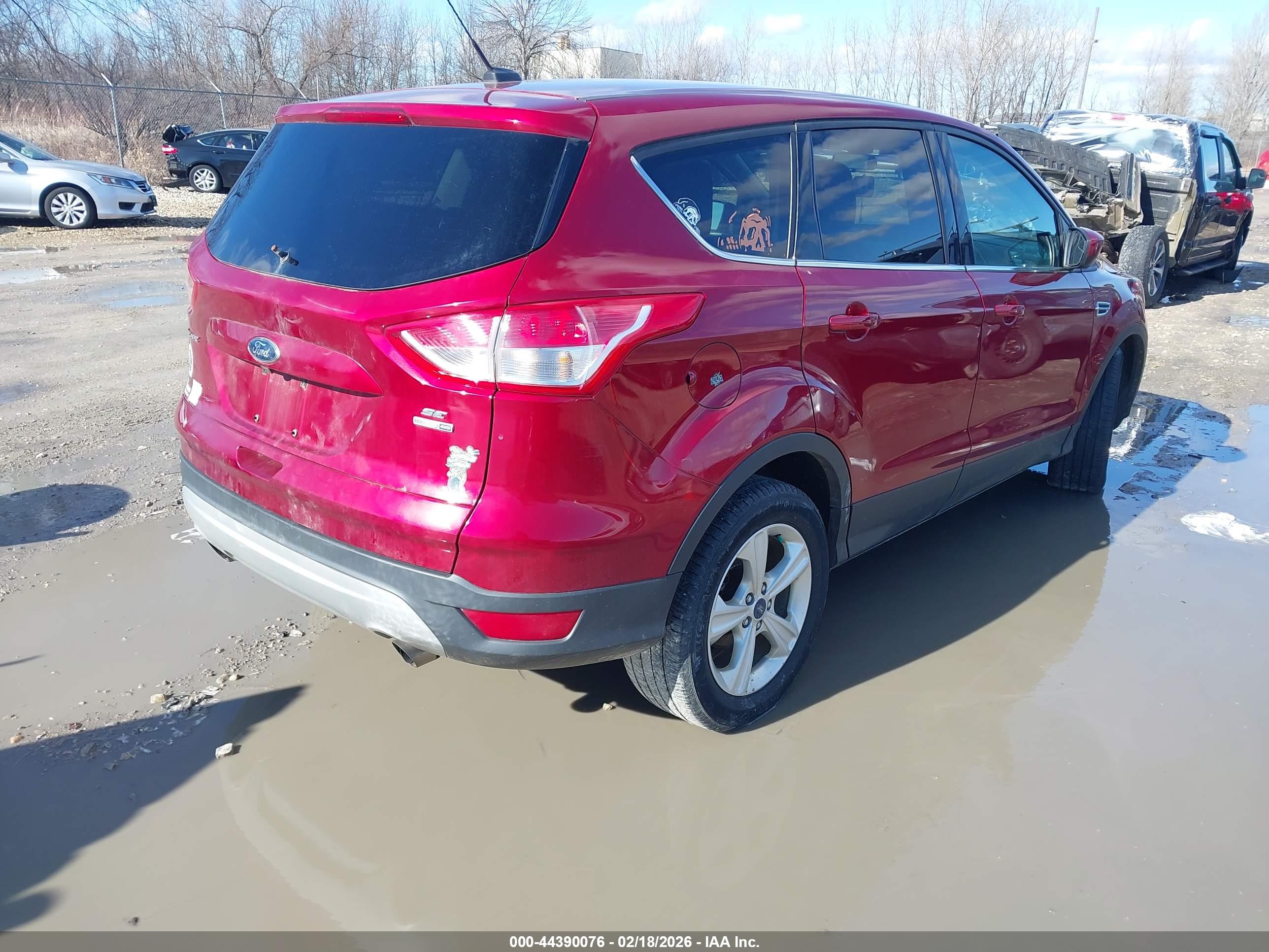 FORD ESCAPE image 4