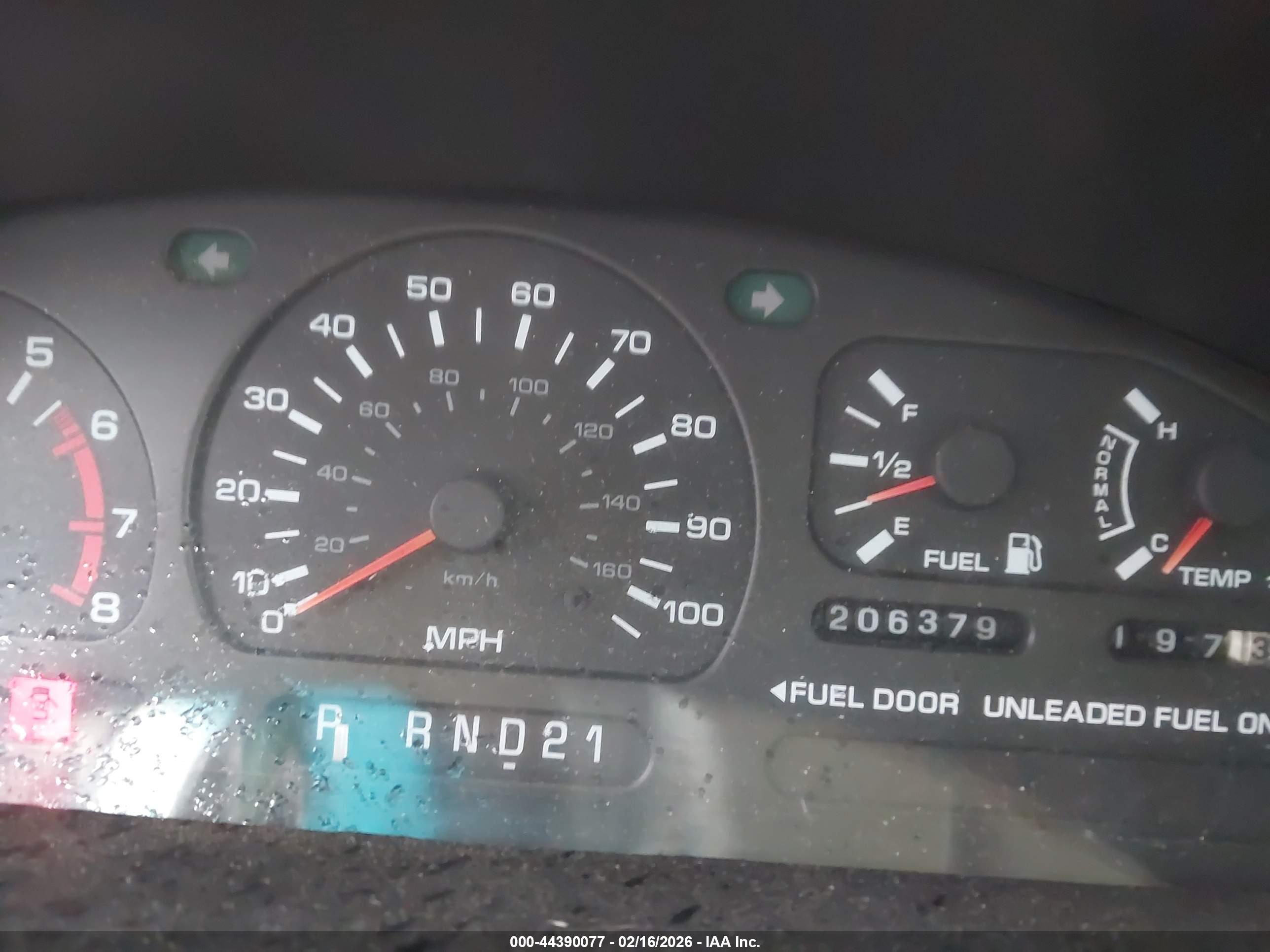 NISSAN QUEST image 7