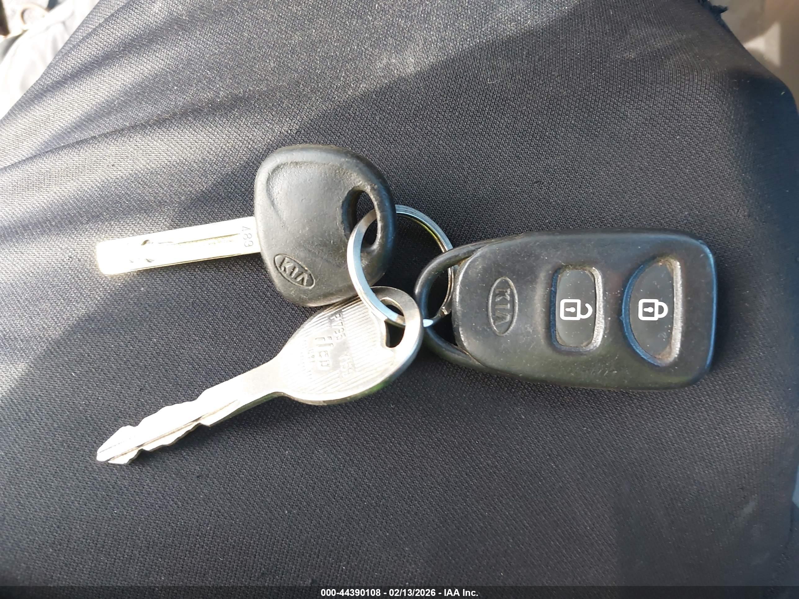 KIA SORENTO image 11
