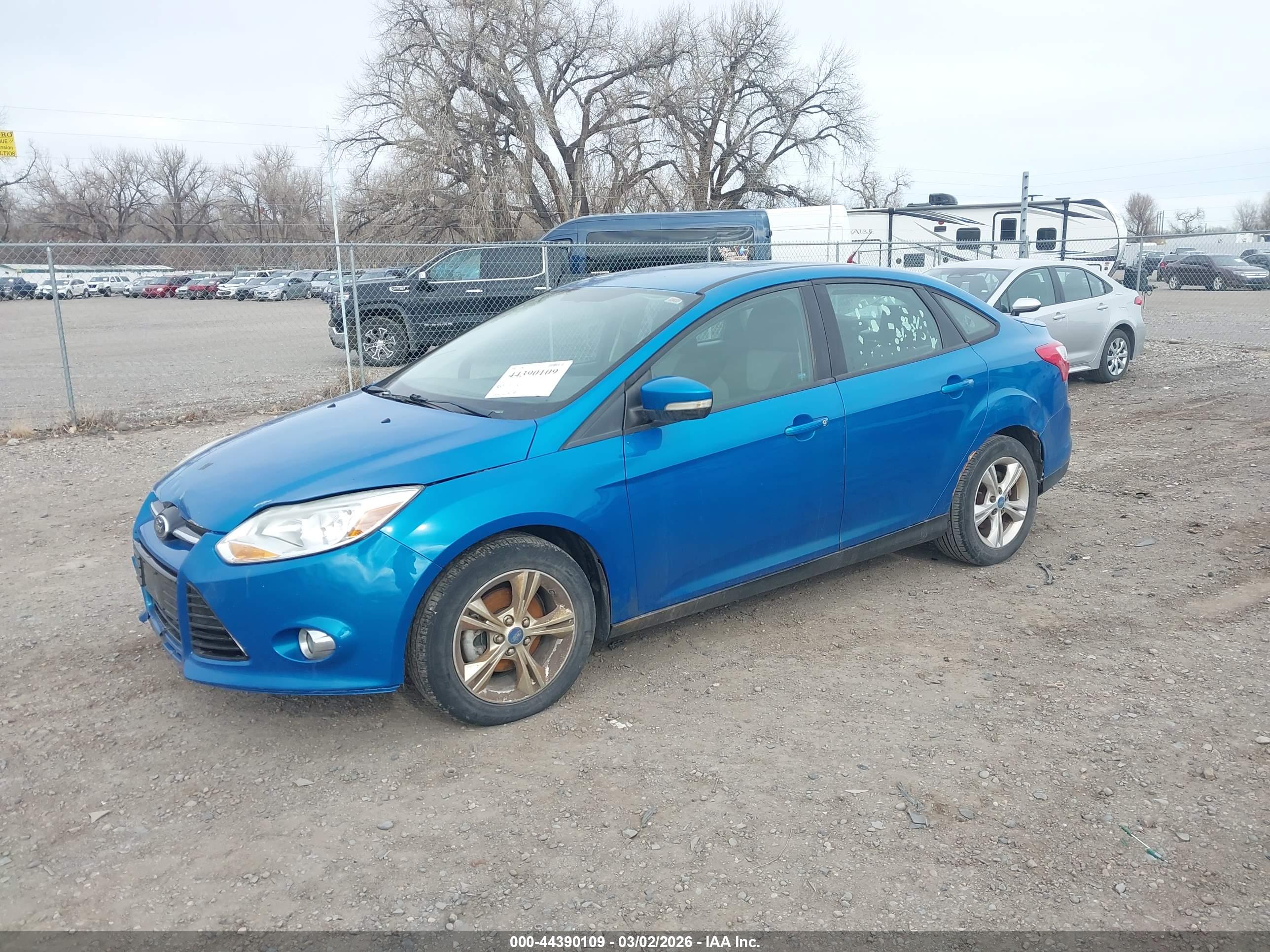 FORD FOCUS image 2