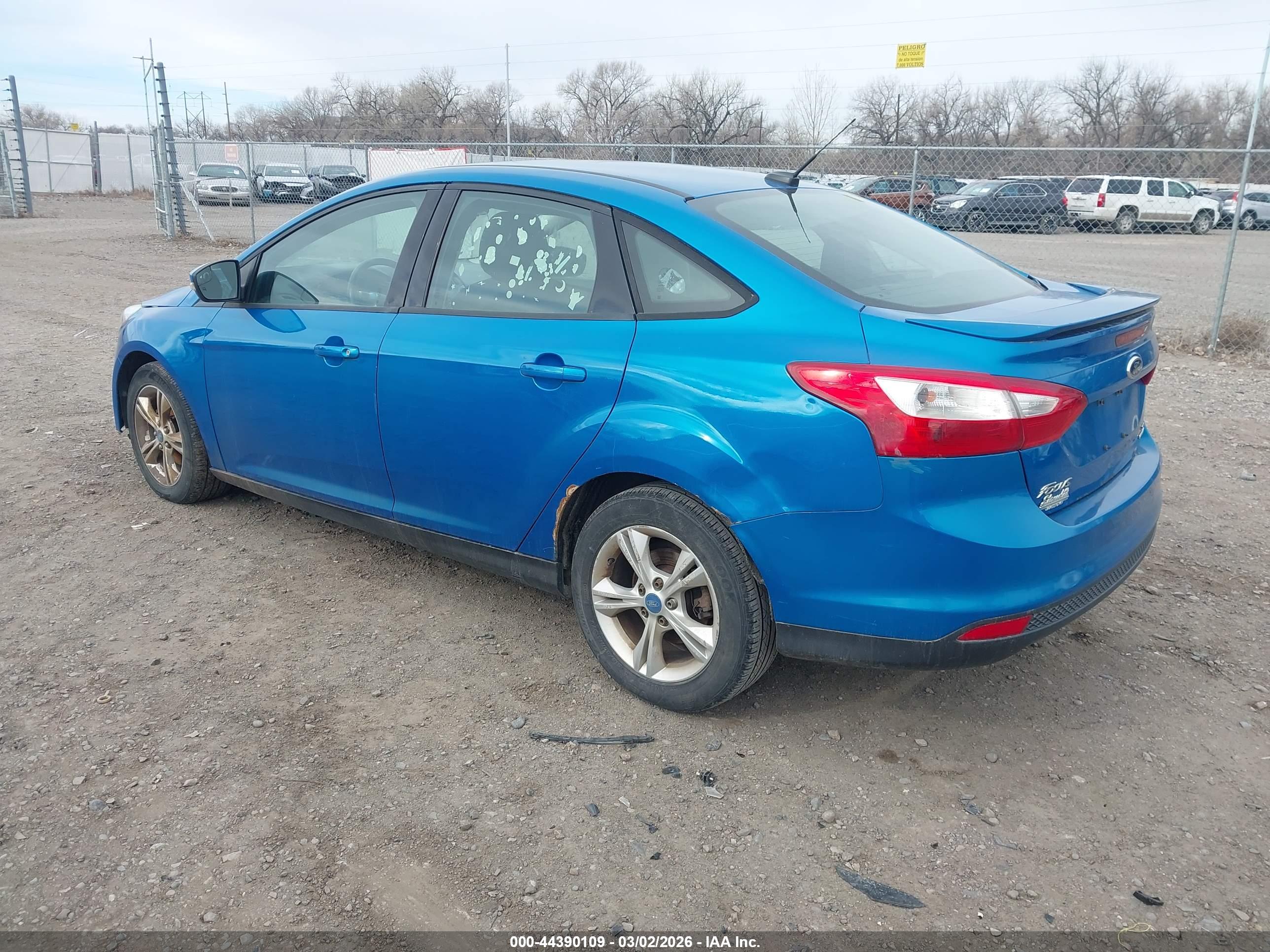 FORD FOCUS image 3