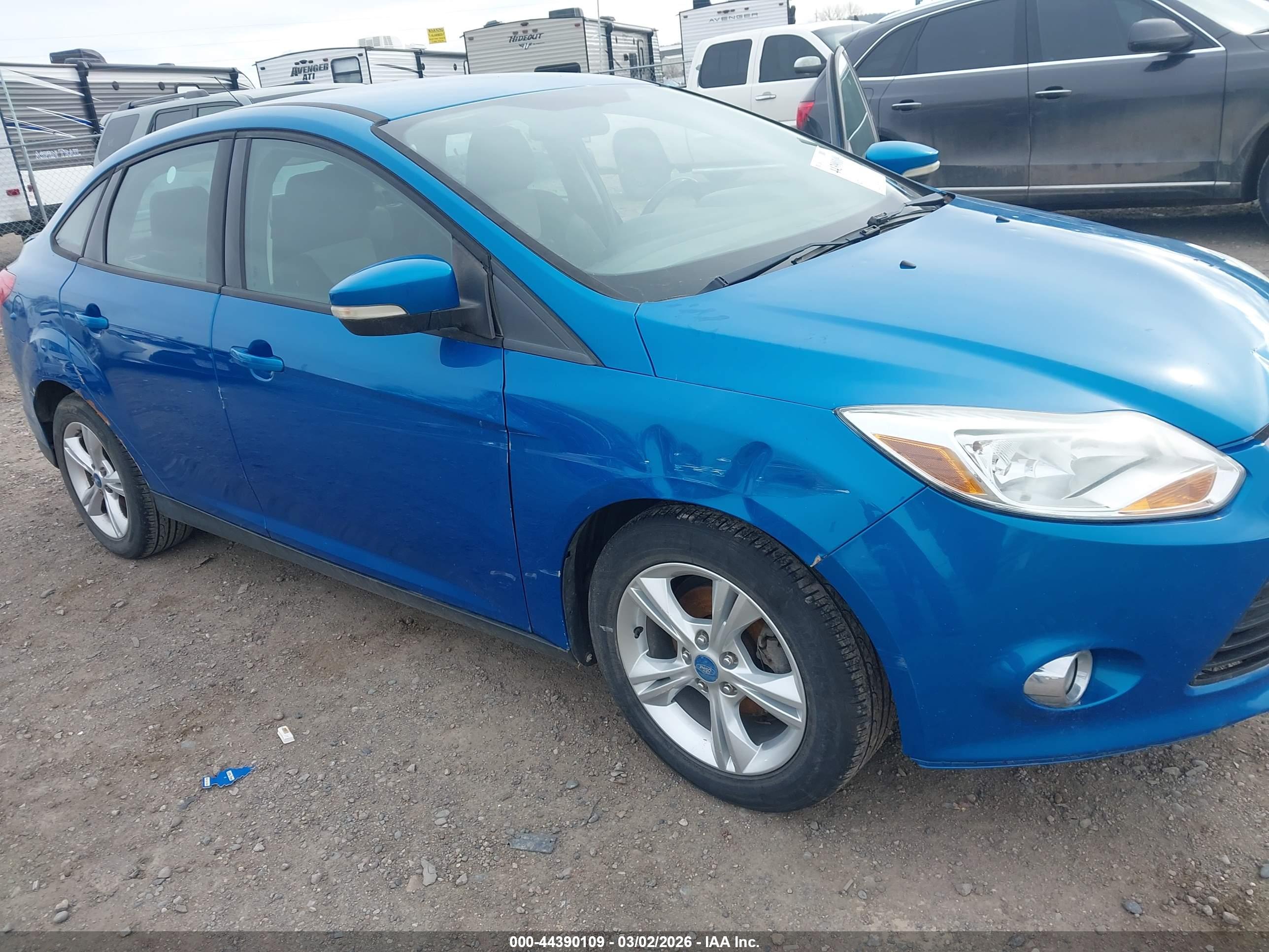 FORD FOCUS image 6