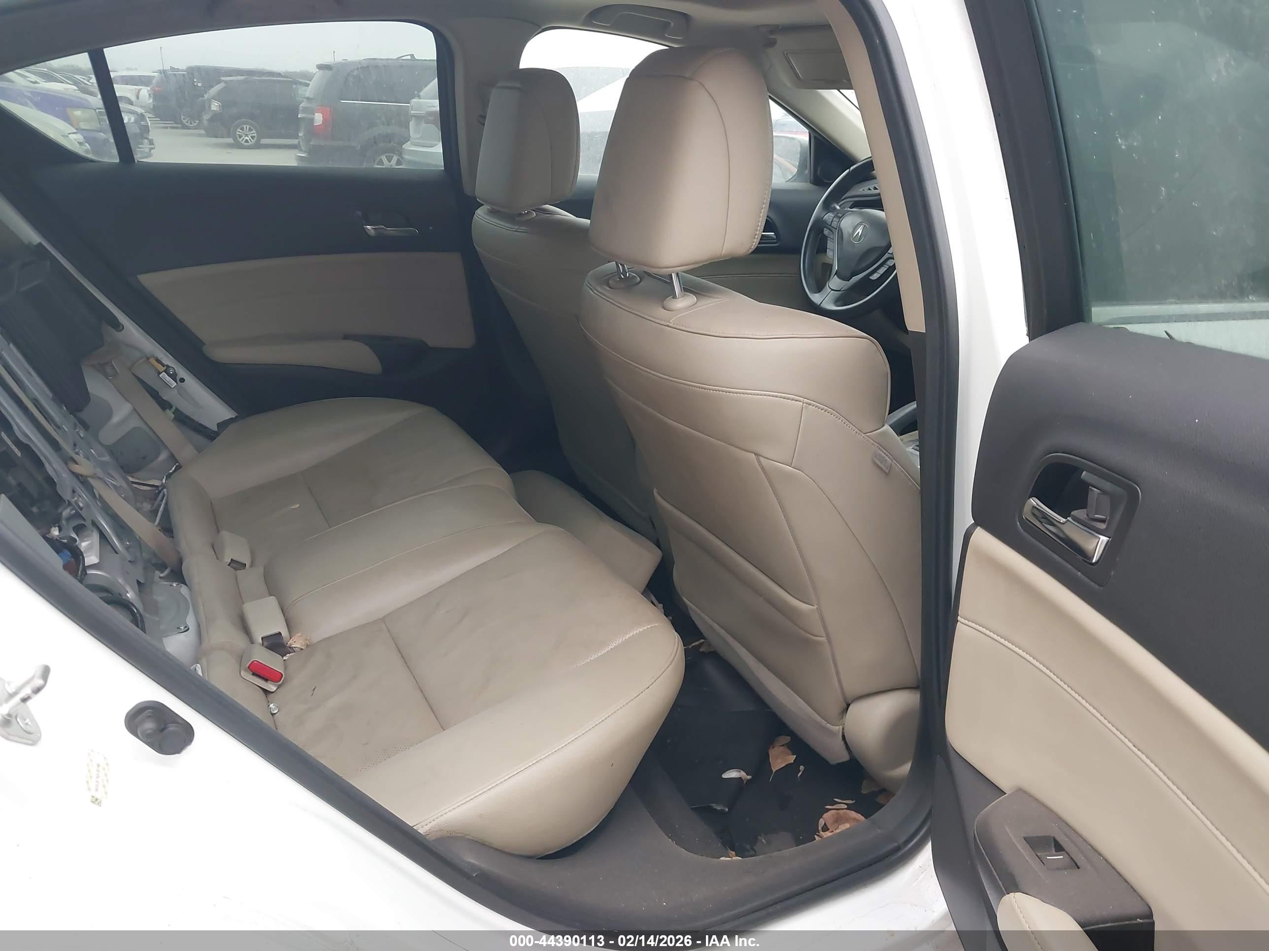 ACURA ILX image 8