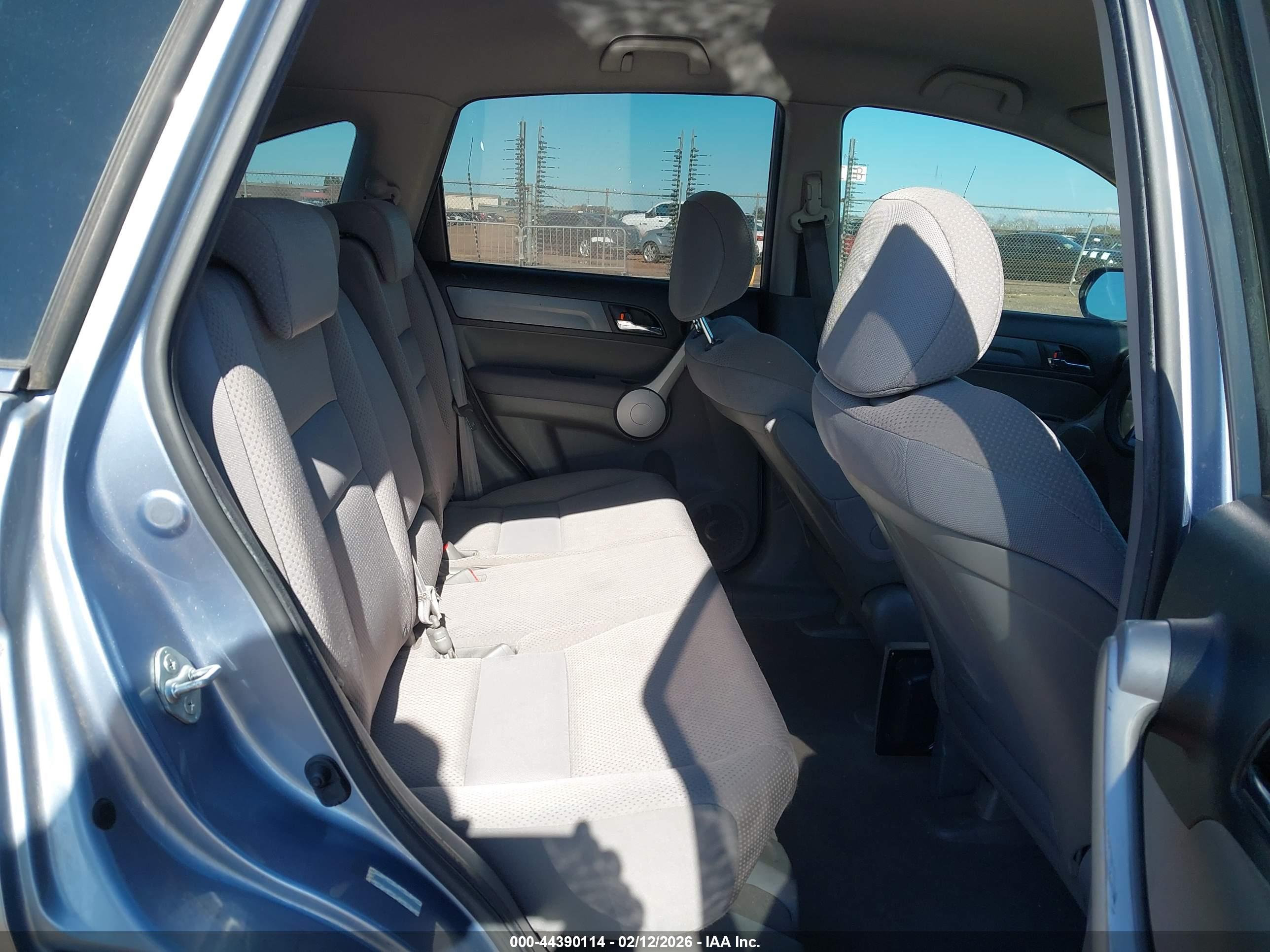HONDA CR-V image 8