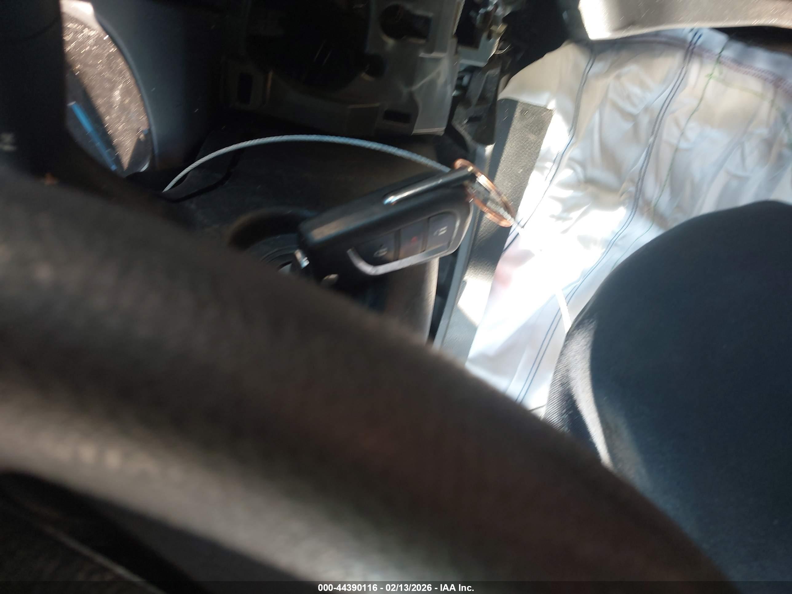 TOYOTA RAV4 image 11