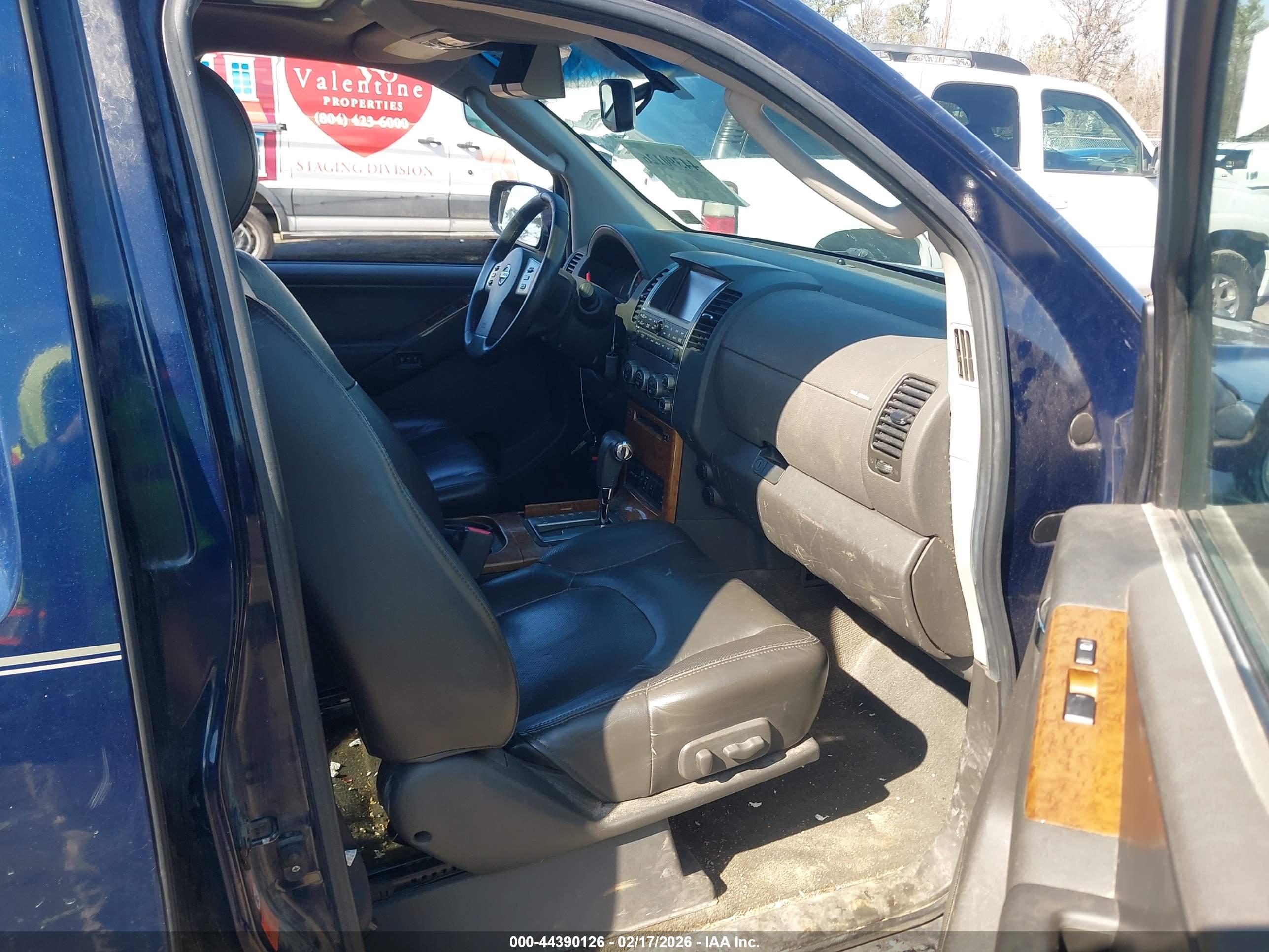 NISSAN PATHFINDER image 5