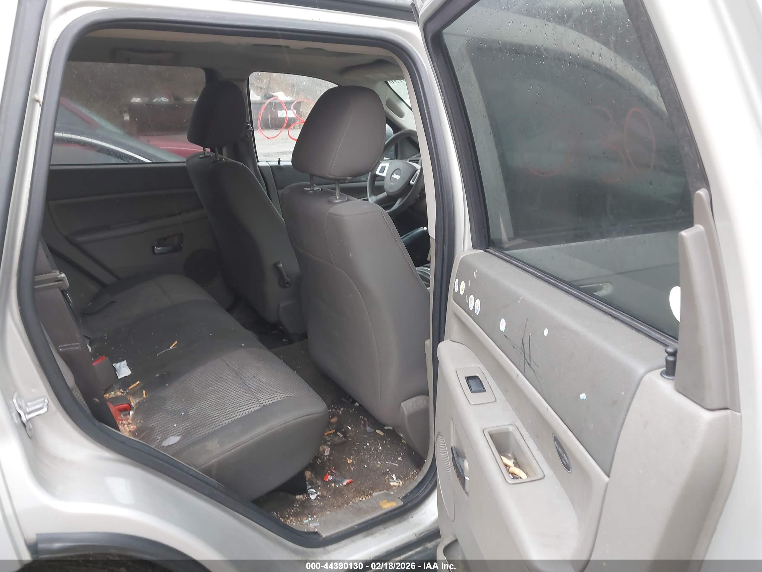 JEEP GRAND image 8