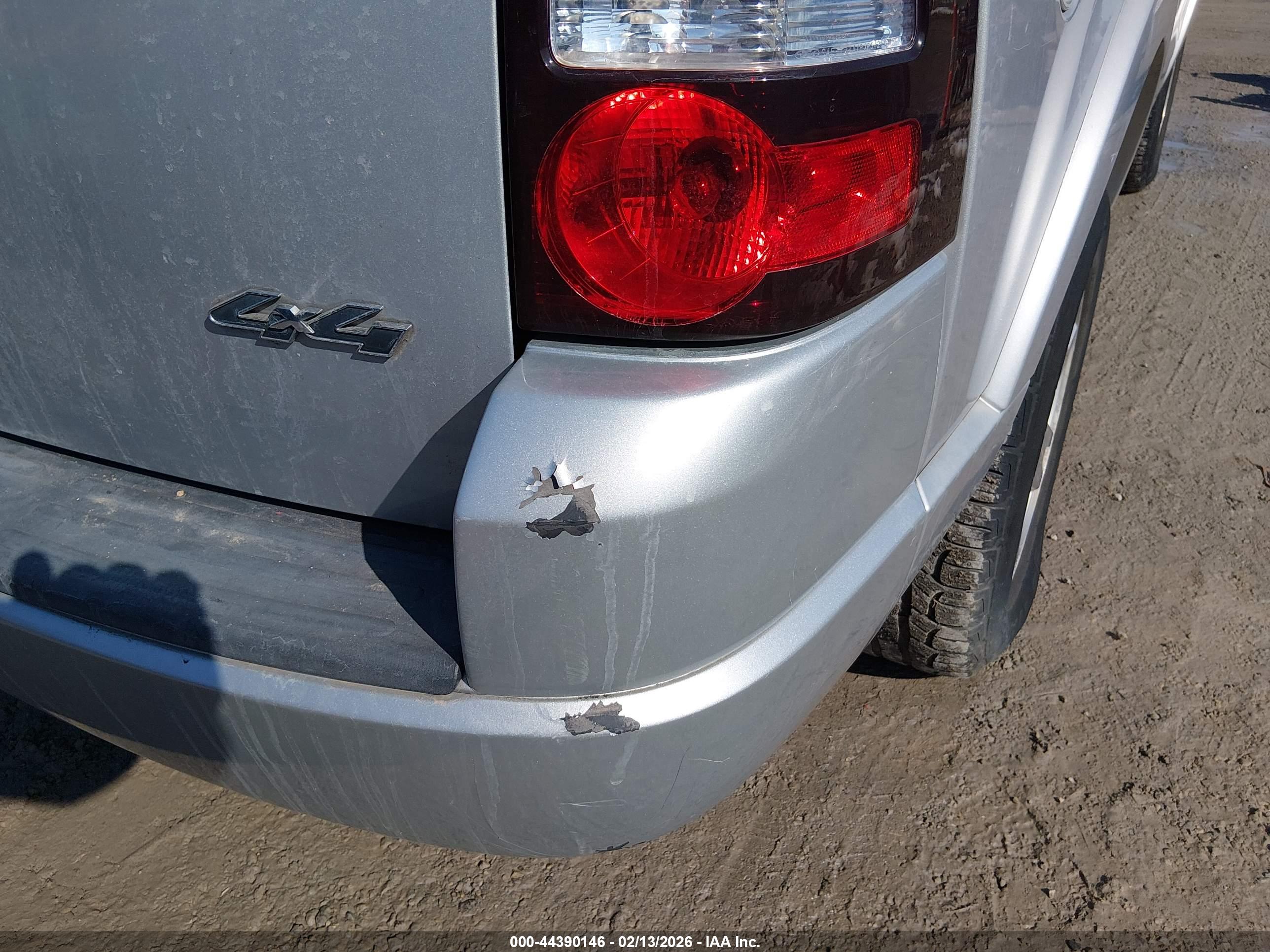 FORD EXPLORER image 6