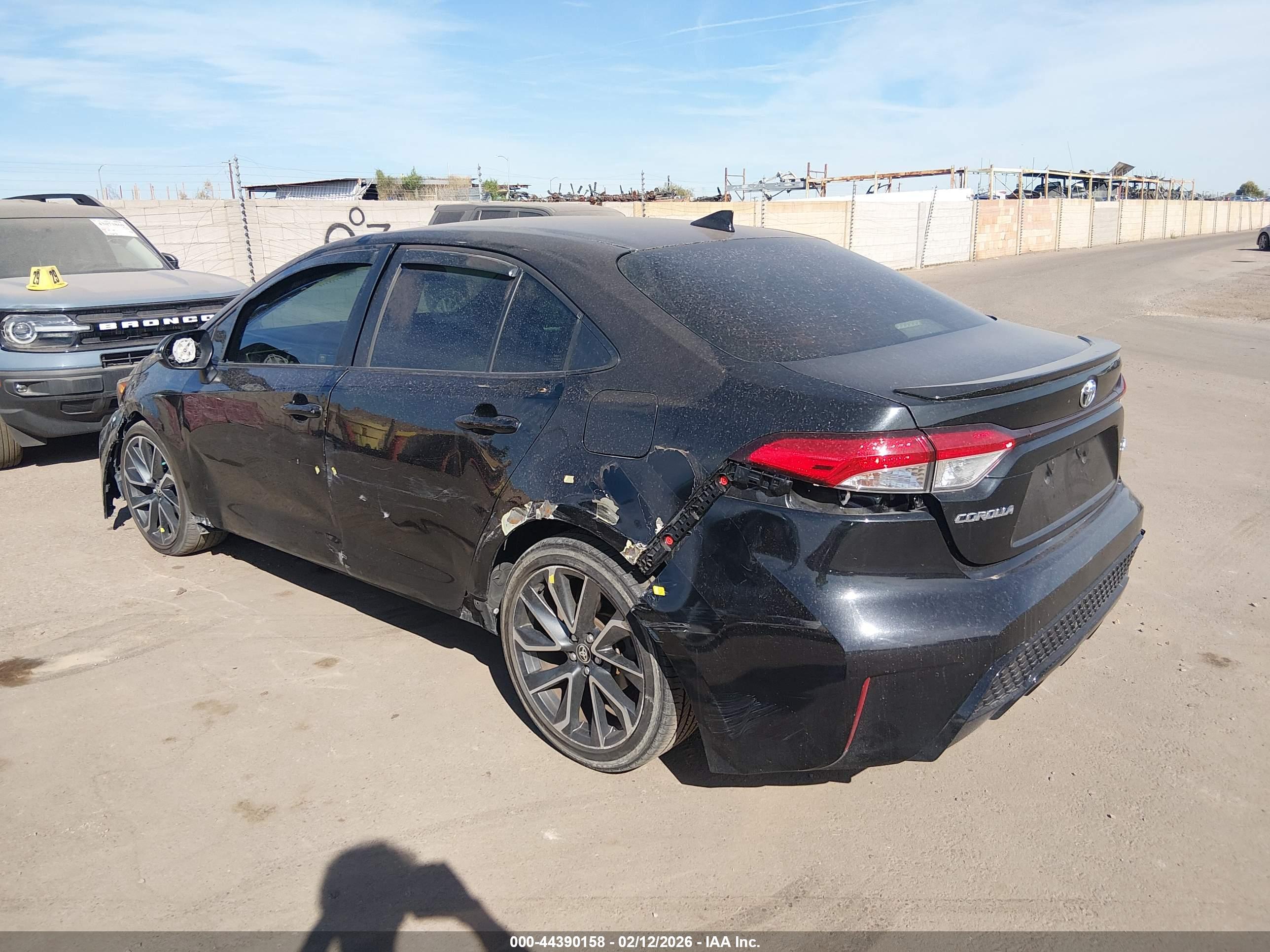 TOYOTA COROLLA image 3