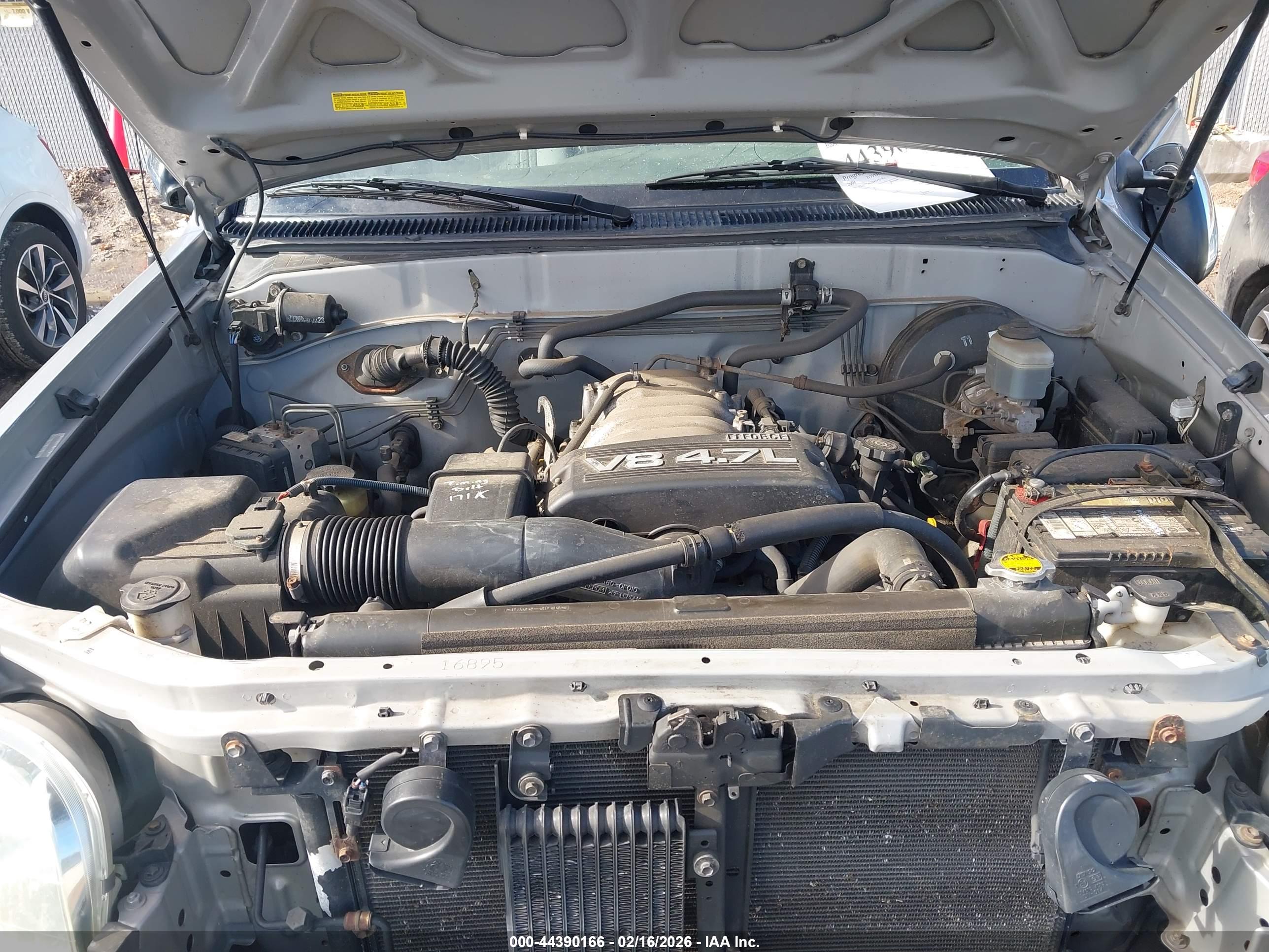 TOYOTA TUNDRA image 10