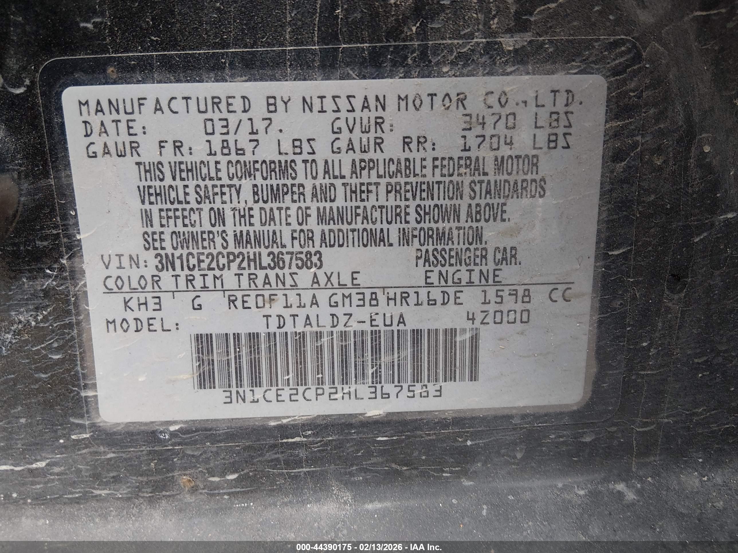 NISSAN VERSA image 9