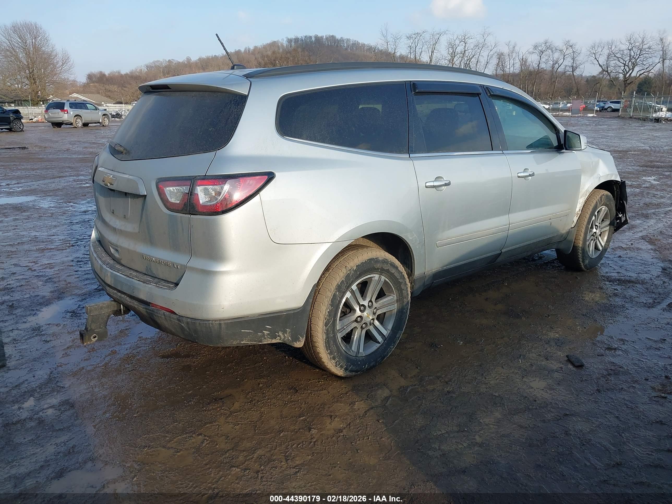 CHEVROLET TRAVERSE image 4