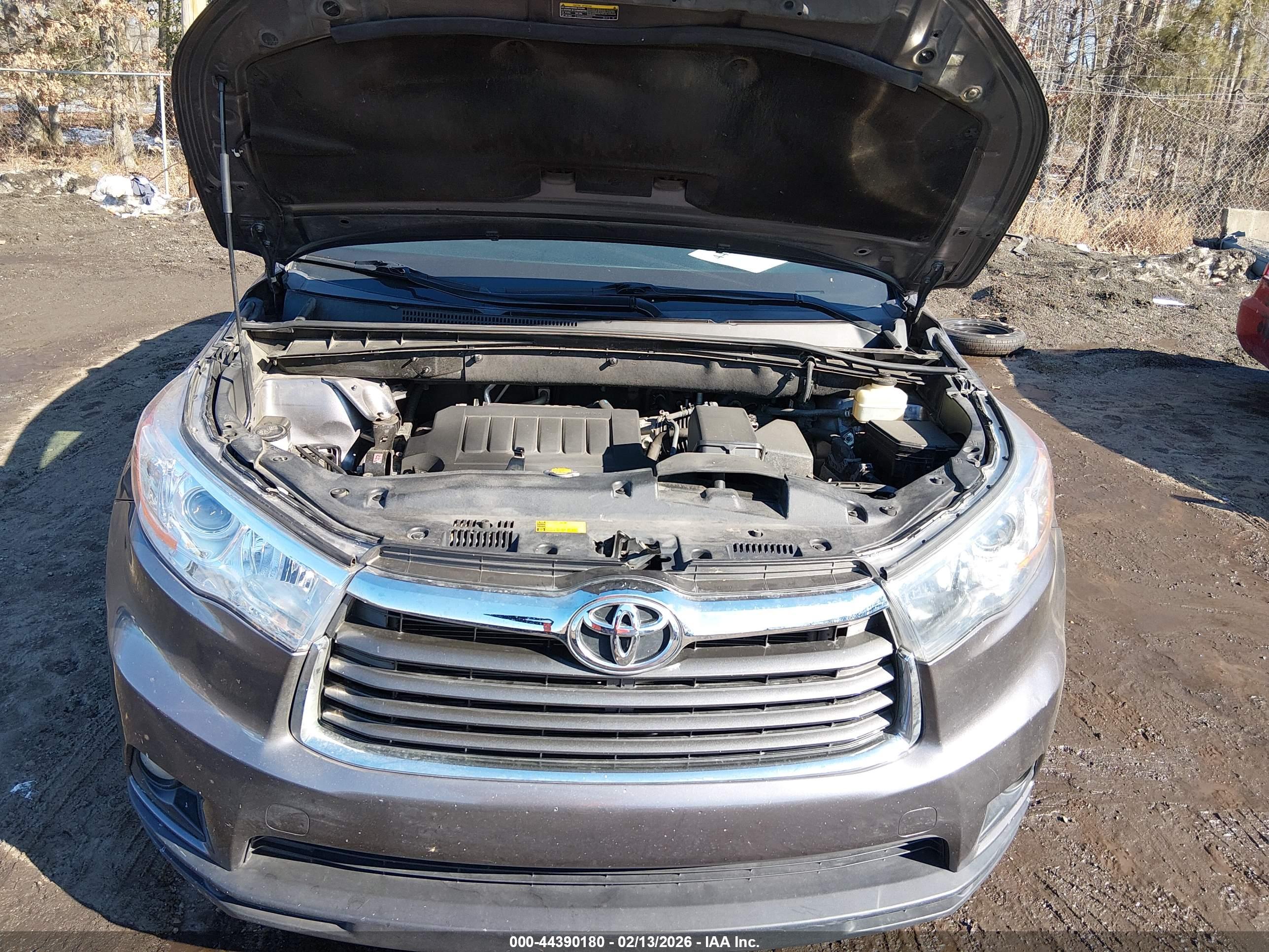 TOYOTA HIGHLANDER image 10