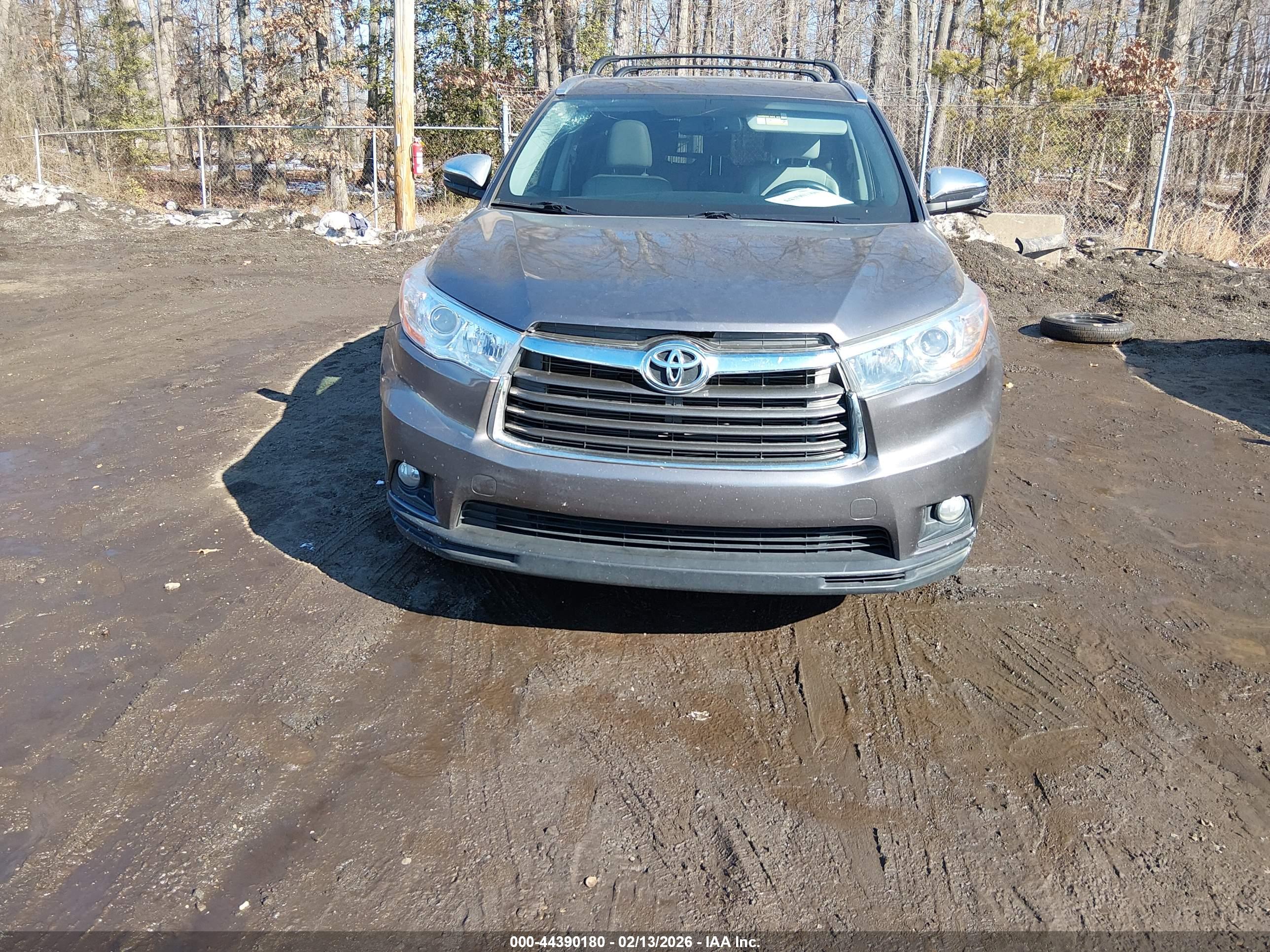 TOYOTA HIGHLANDER image 6