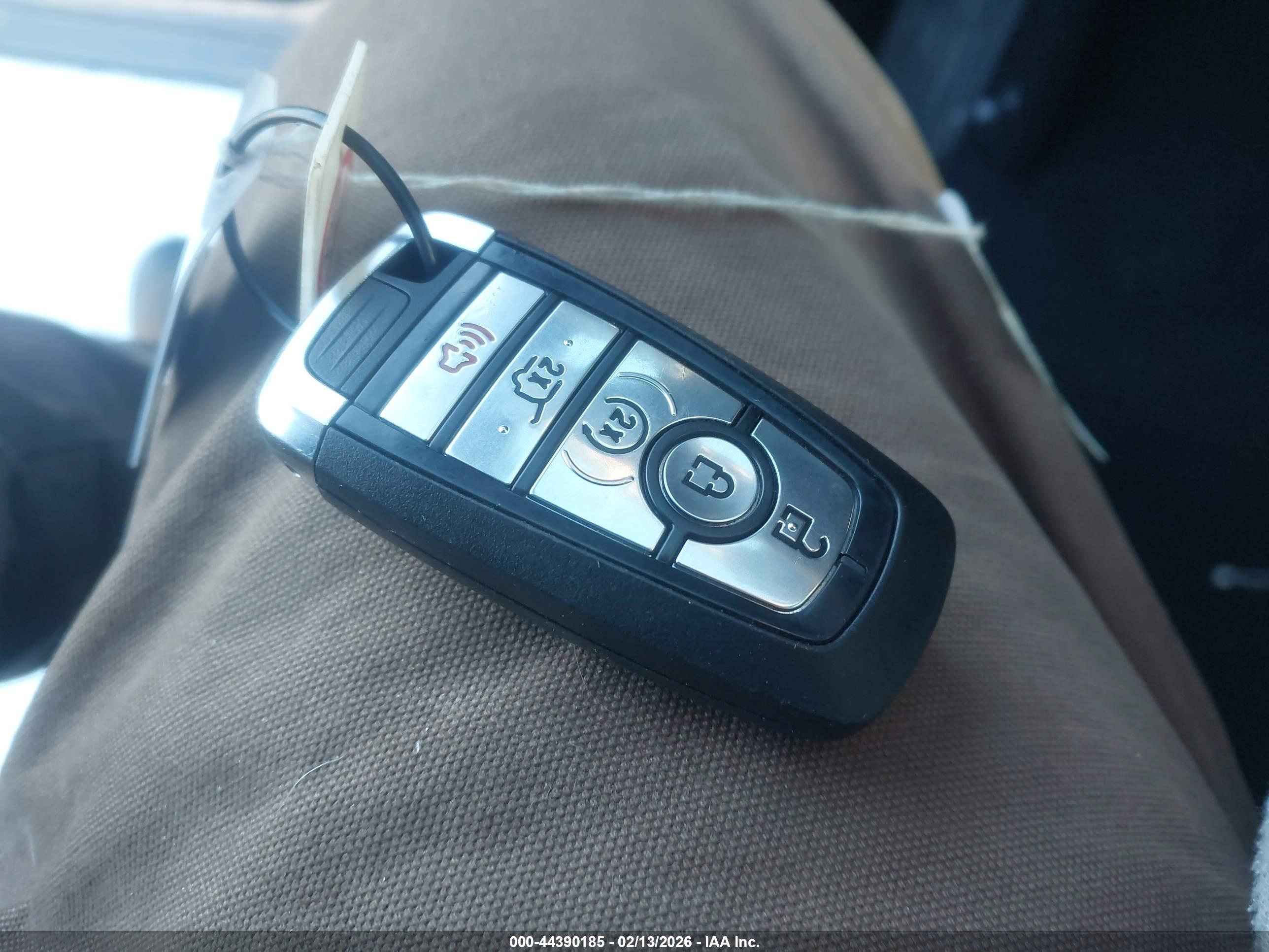 FORD EXPLORER image 11