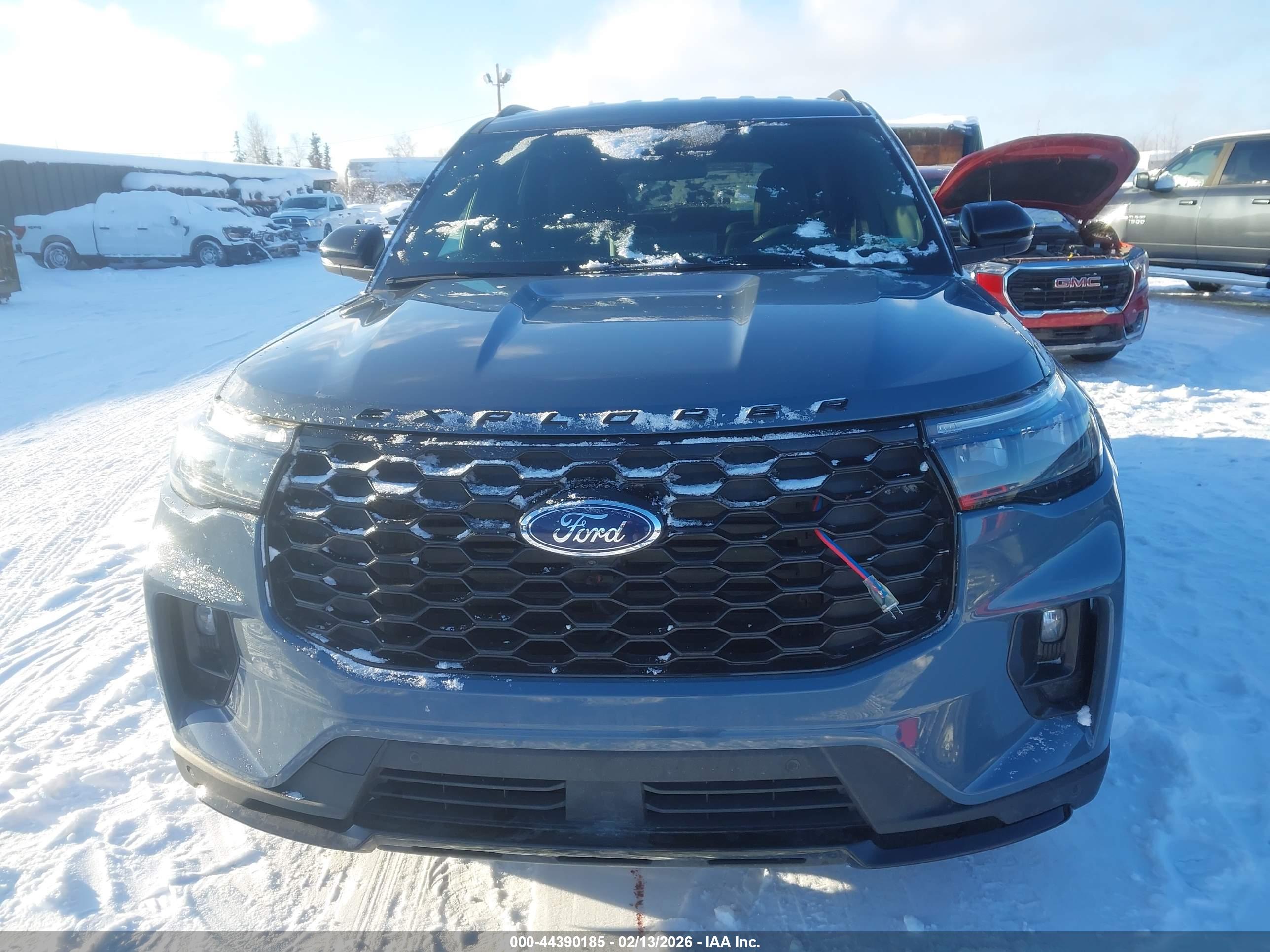 FORD EXPLORER image 6