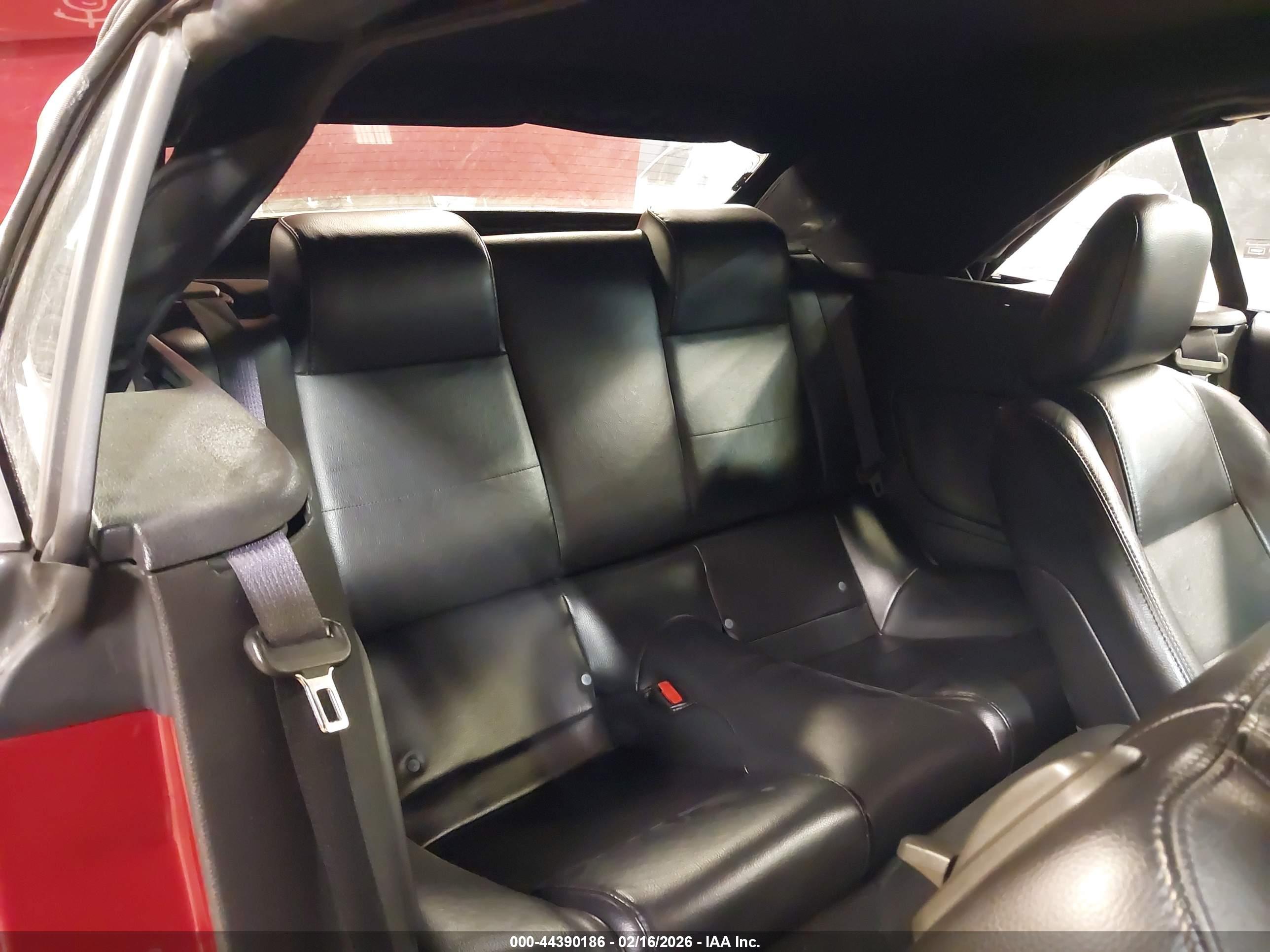 FORD MUSTANG image 8